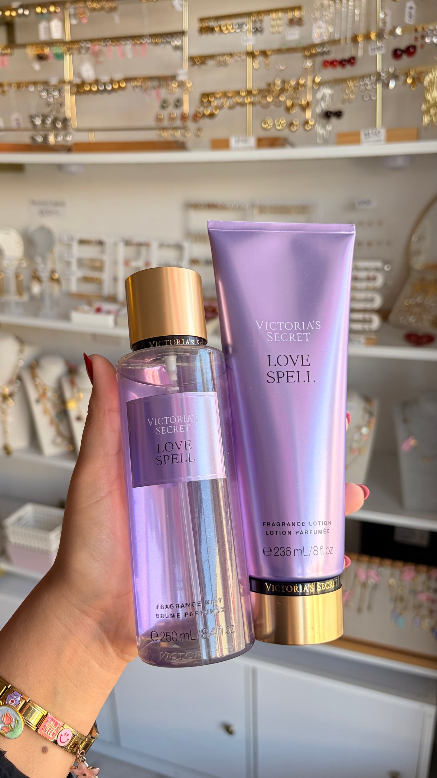 Dúo body mist y crema Love Spell Victoria’s Secret