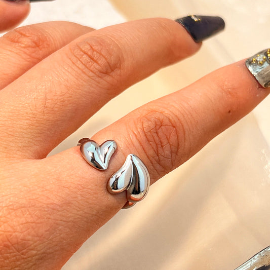 Anillo Corazones Plateado