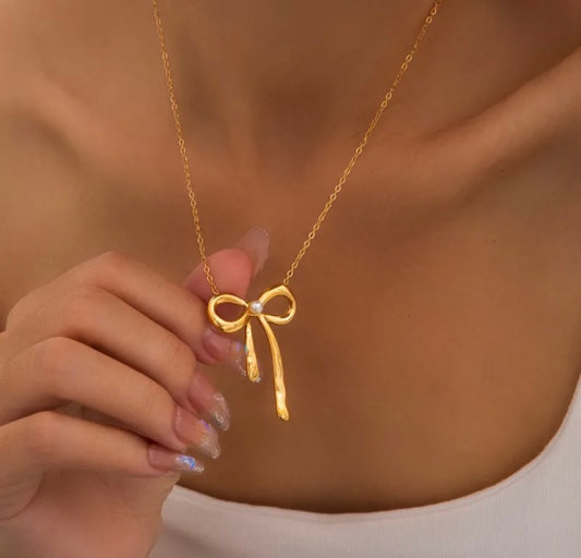Collar Lu