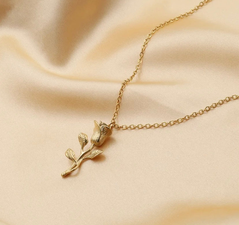Collar Bella