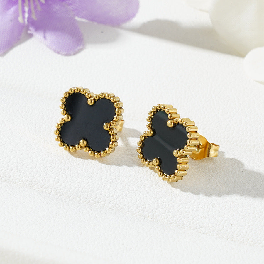 Aretes Trébol Negros
