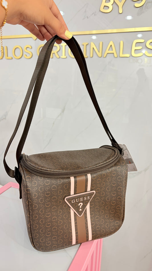 Lonchera Chocolate Guess