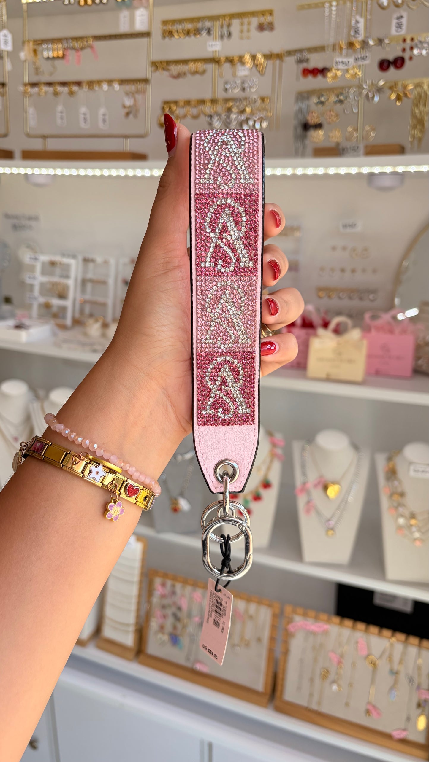 Llavero Rosa Iniciales Victoria’s Secret