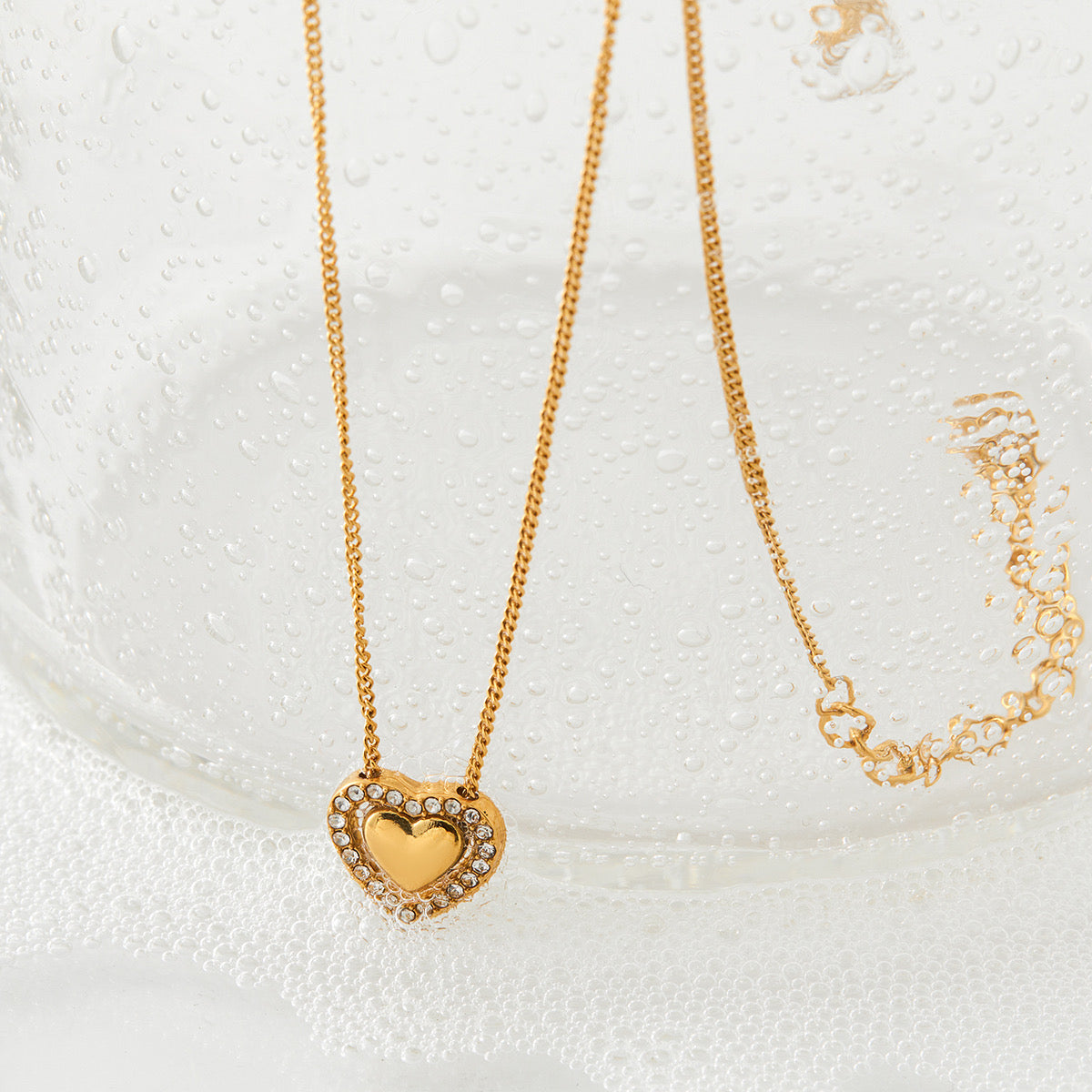 Collar Corazón Blanco Con Piedras Blancas