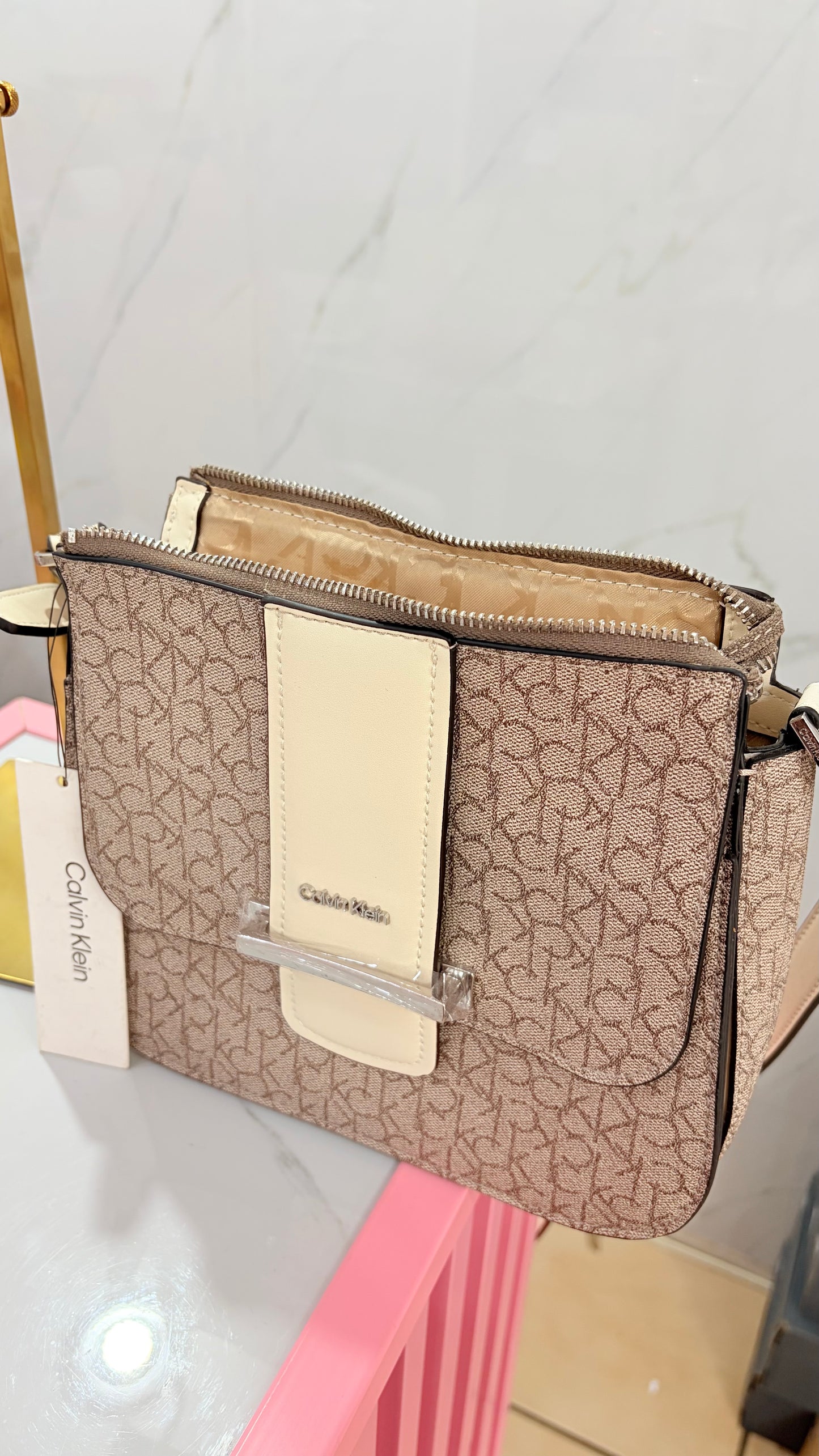 Bolsa Crossbody Beige Calvin Klein