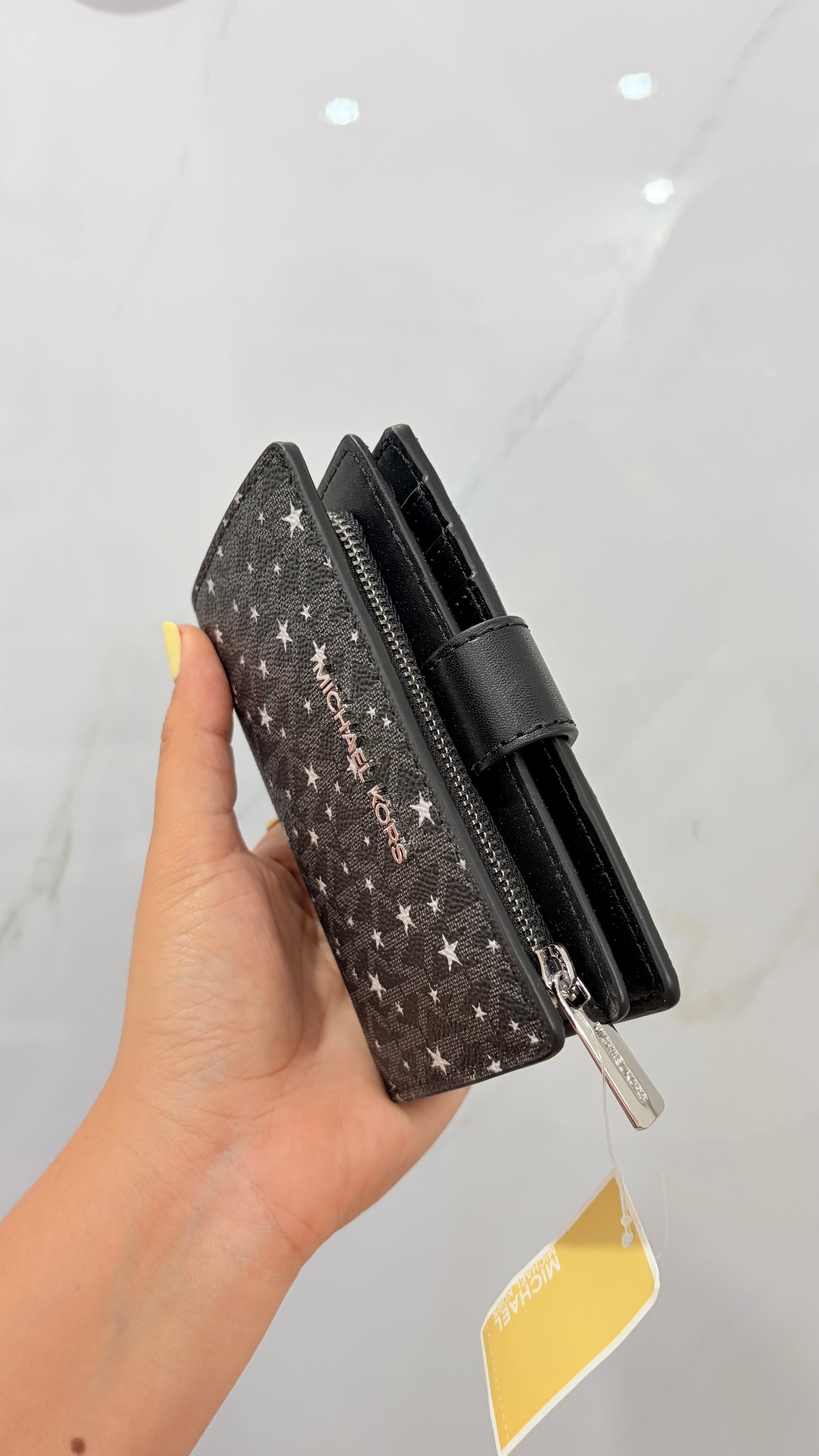 Cartera Negra Estrellas Michael Kors