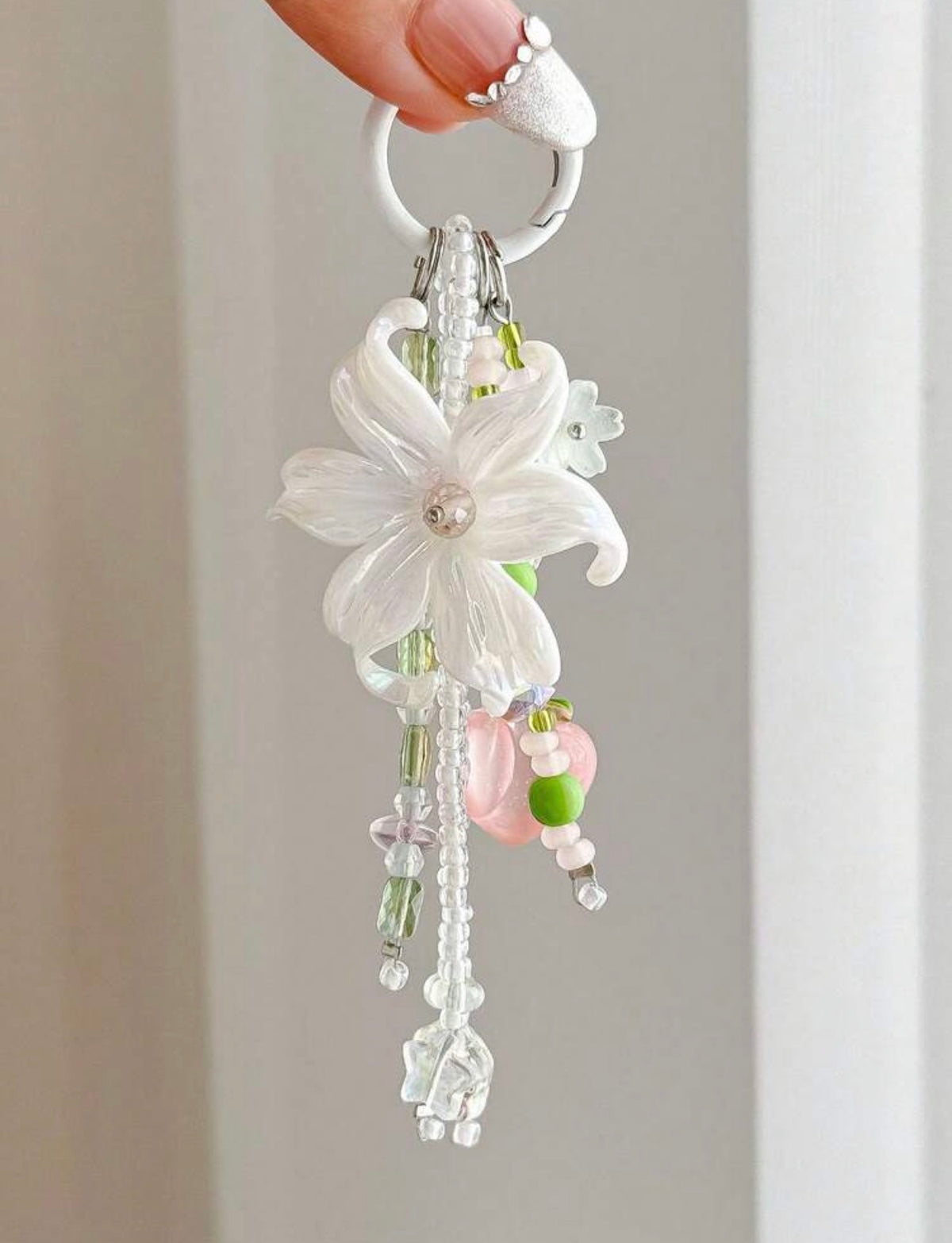 Llavero Flor Blanca