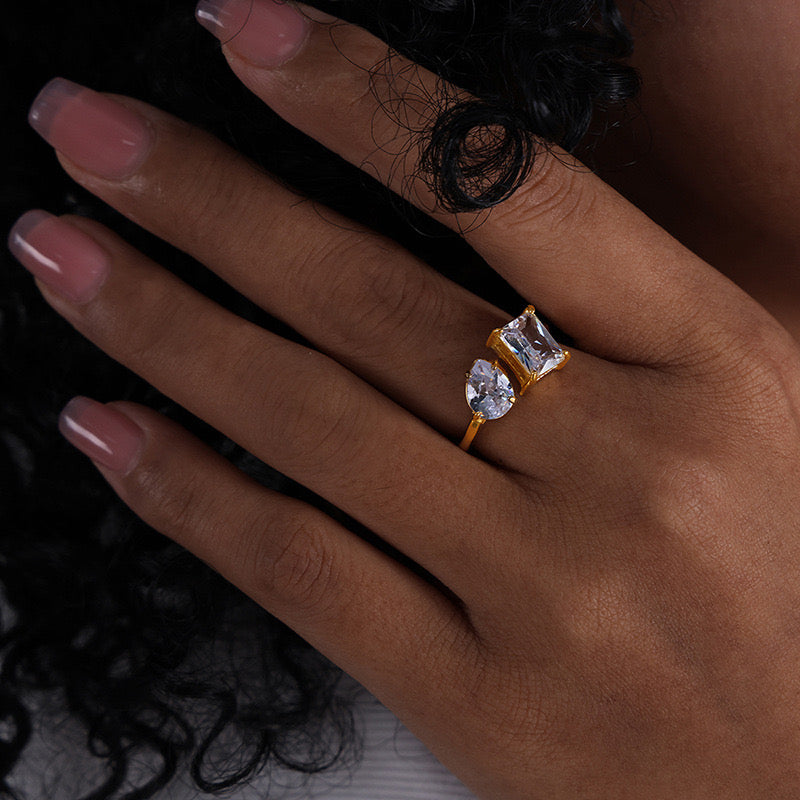 Anillo Daniela