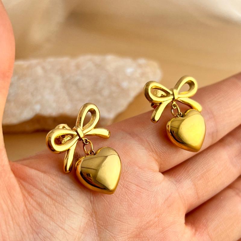 Aretes Corazón Con Moños Lourdes
