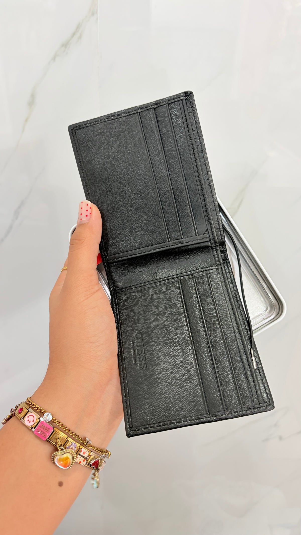 Cartera Caballero Negra Guess