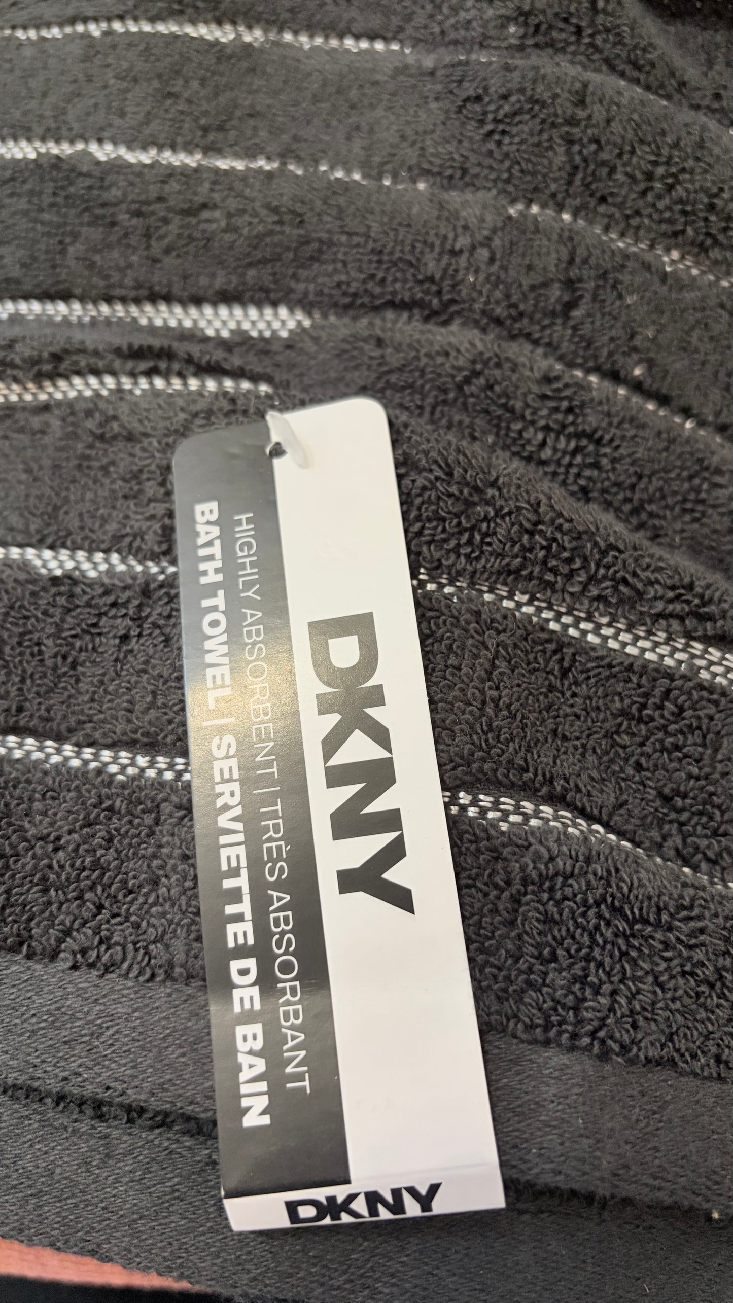 Toalla Grande Negra DKNY