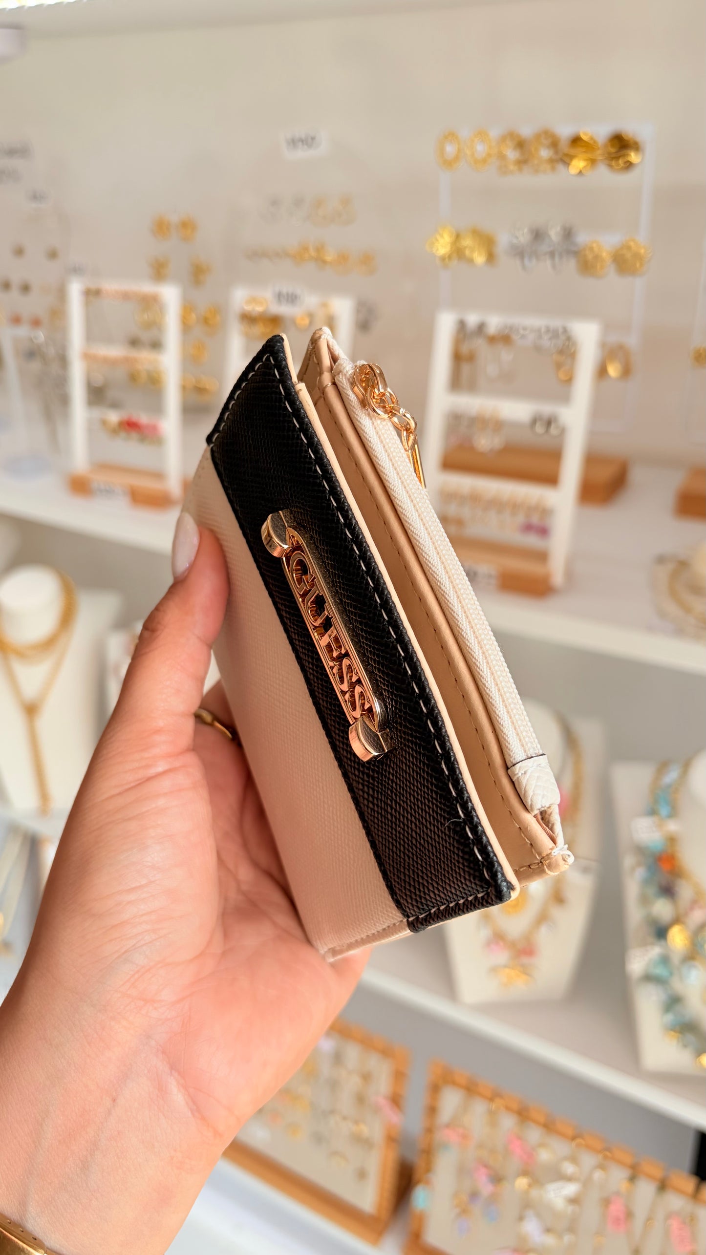 Cartera Dama Negra Y Beige Guess