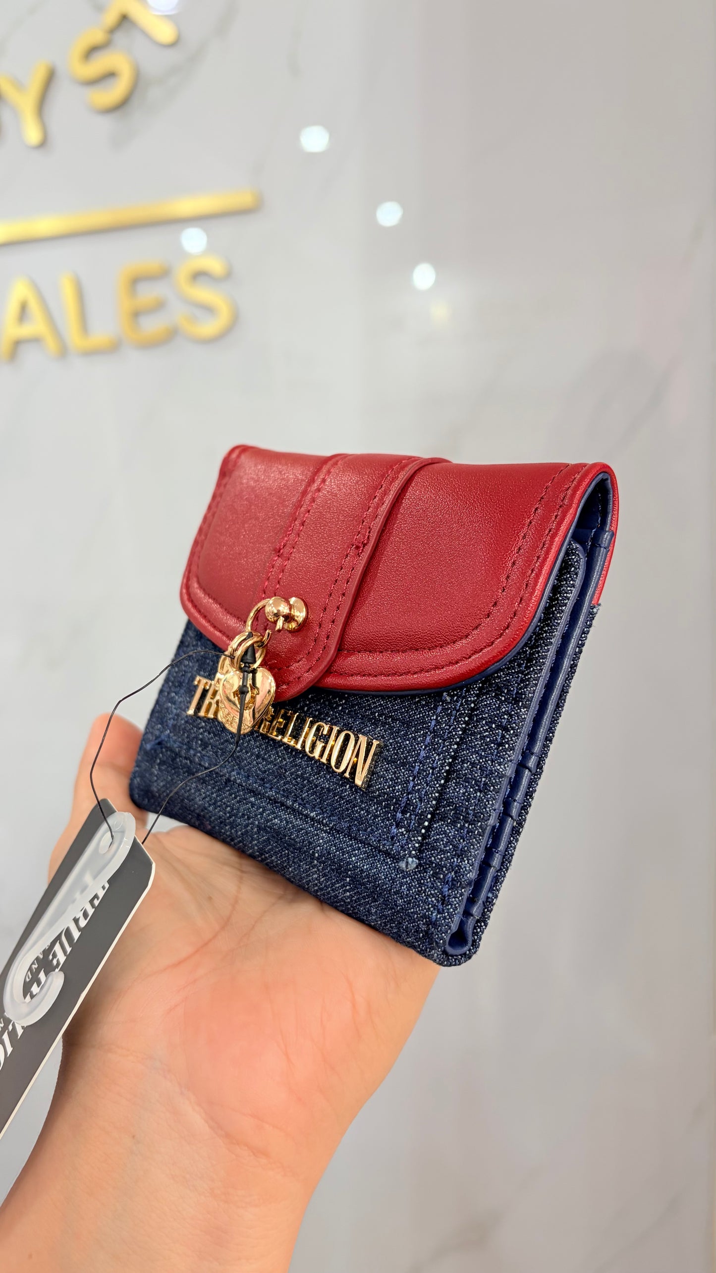 Cartera Dama Azul Y Rojo True Religion