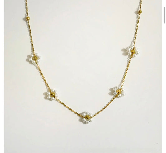 Collar Flor Perla 5 Flores