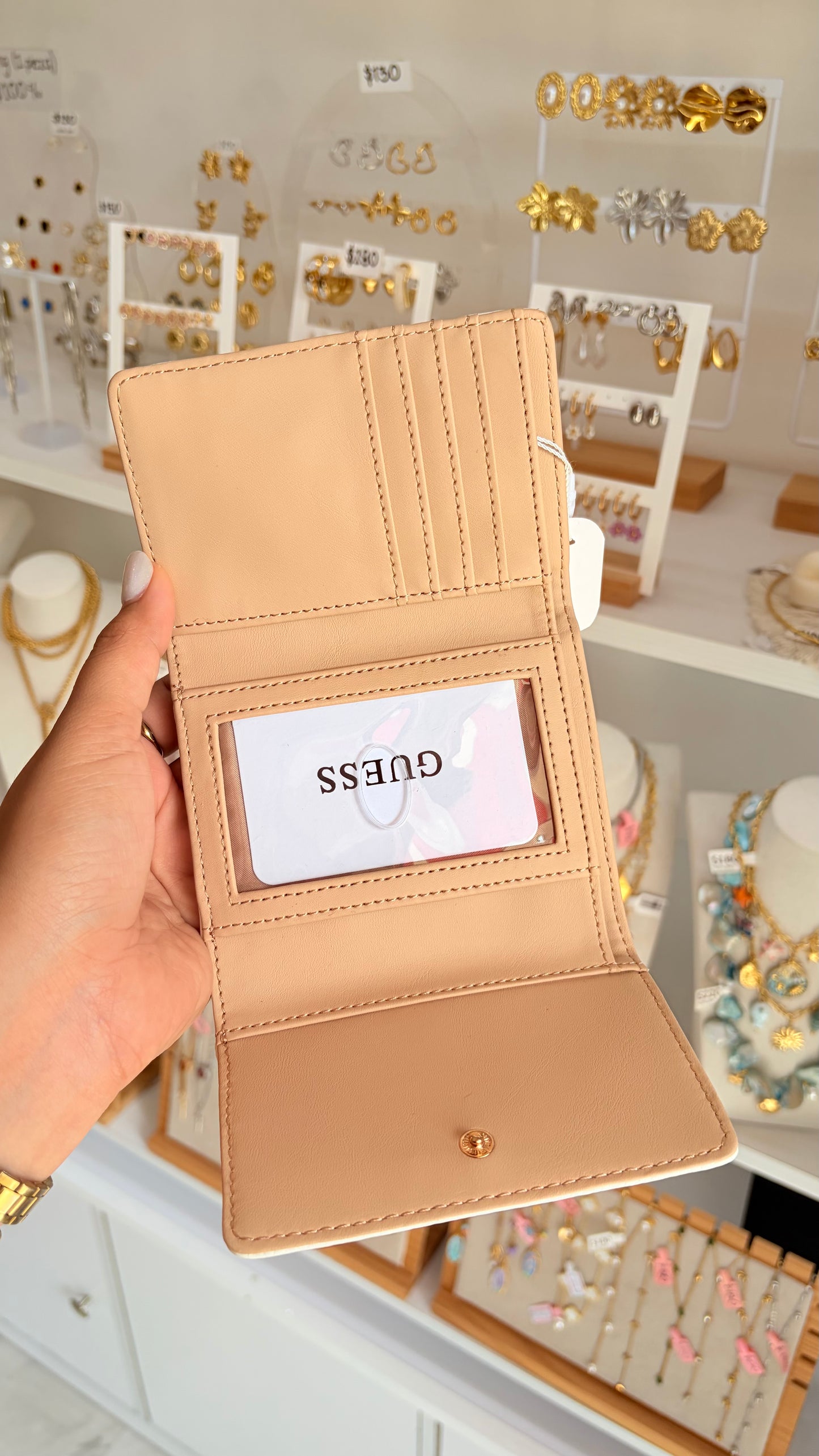 Cartera Dama Blanco Perla Guess