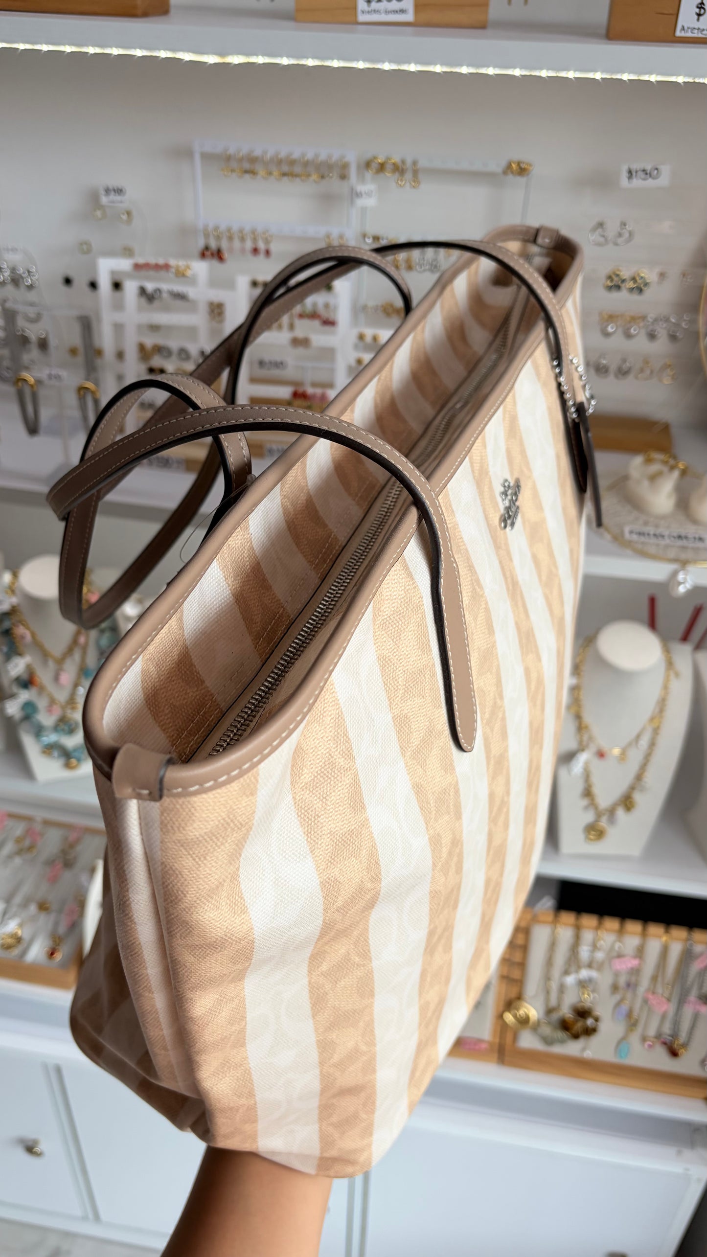 Bolsa Dama City Tote Beige y Blanco Coach