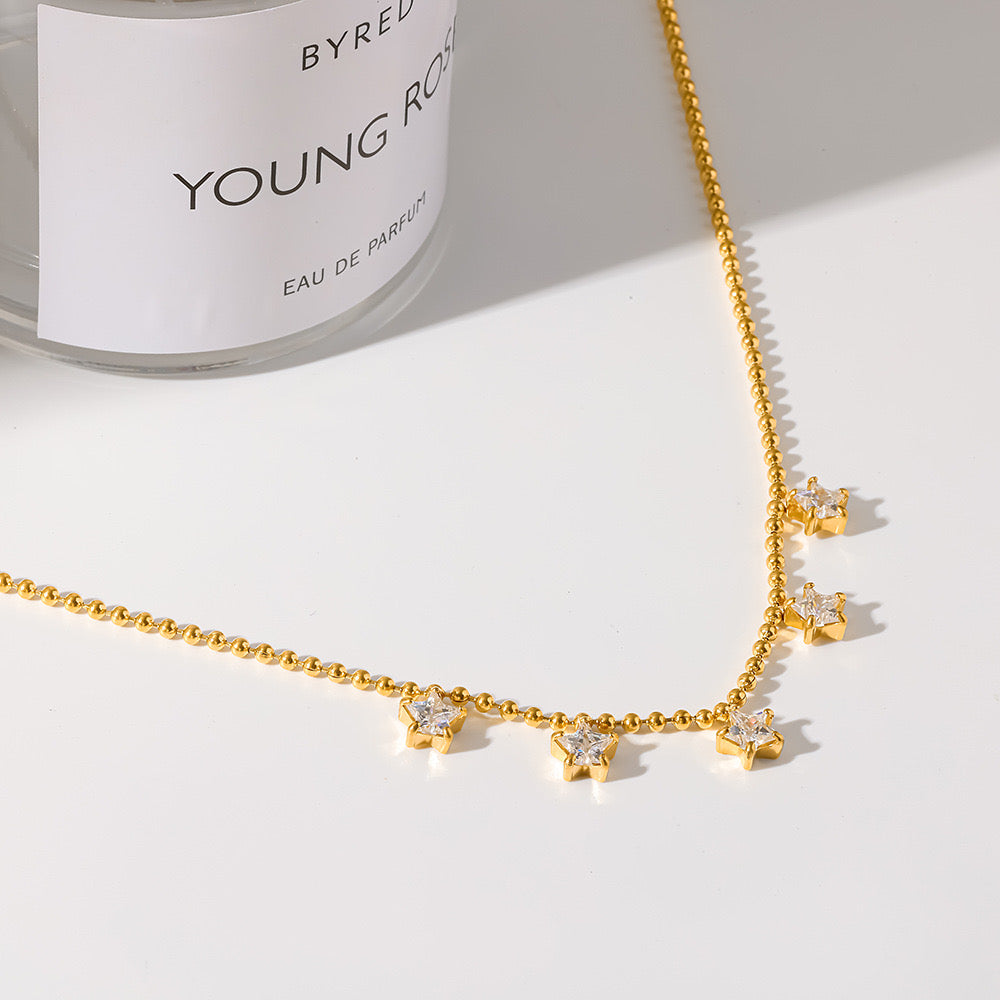 Collar Estrellas Blancas