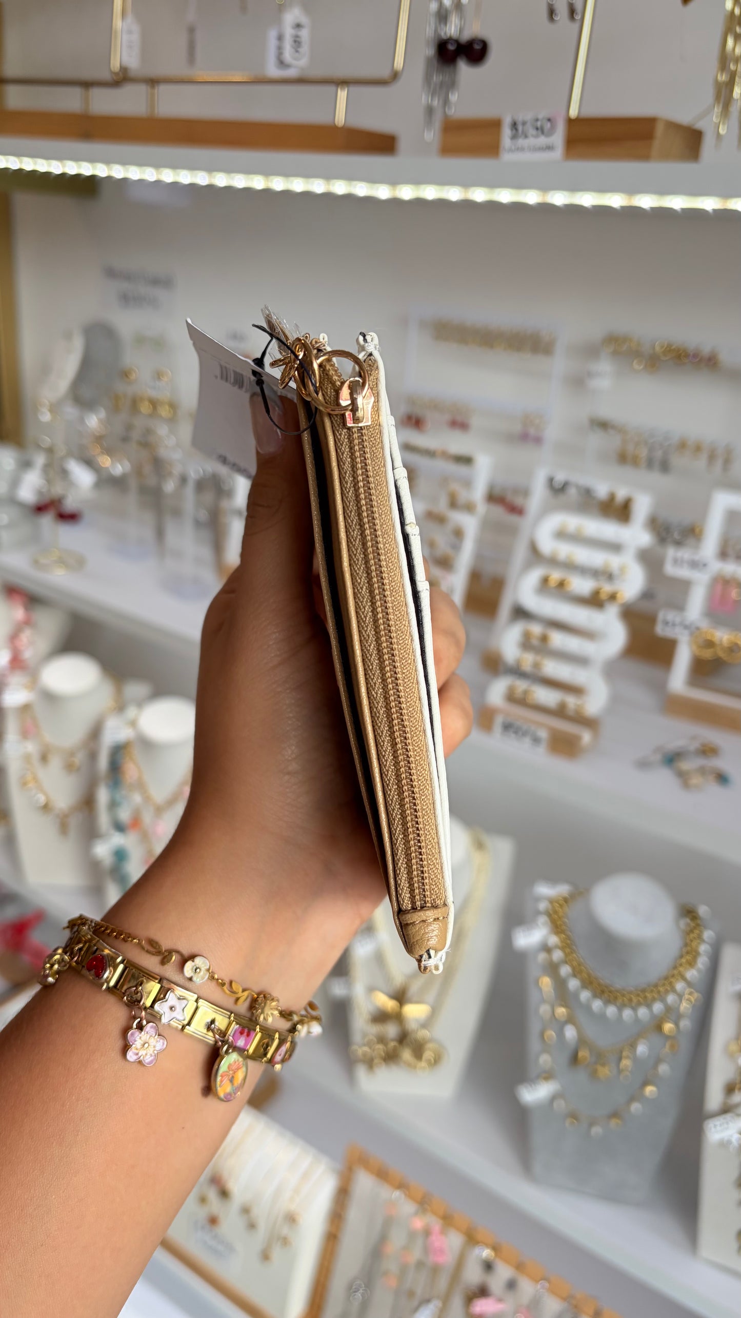Monedero Dama Beige Y Blanco Tommy Hilfiger