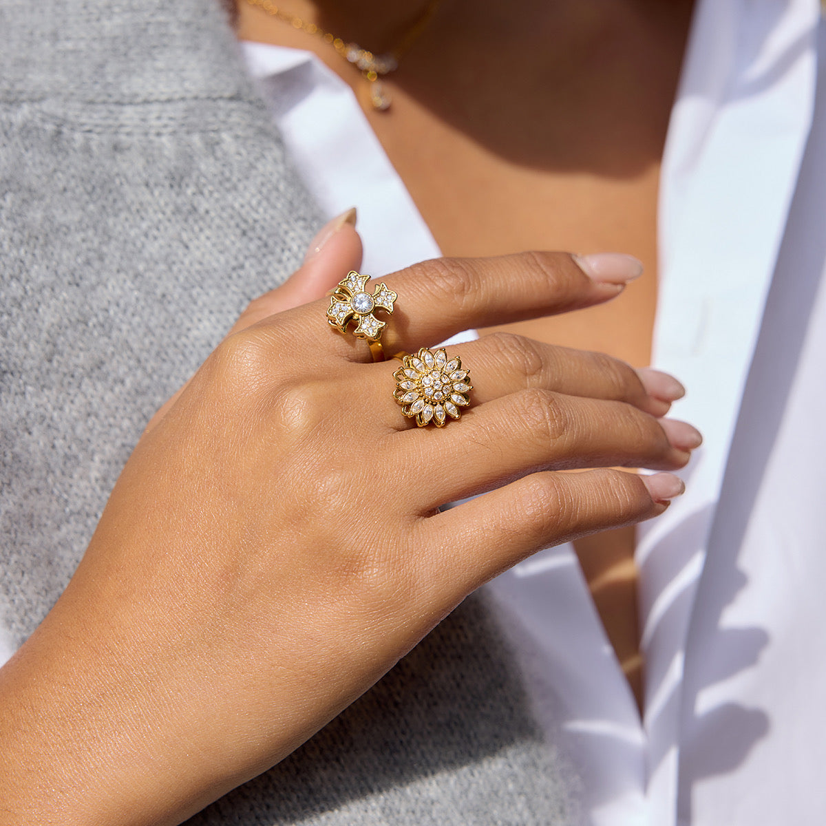 Anillo Flor Giratorio Ajustable