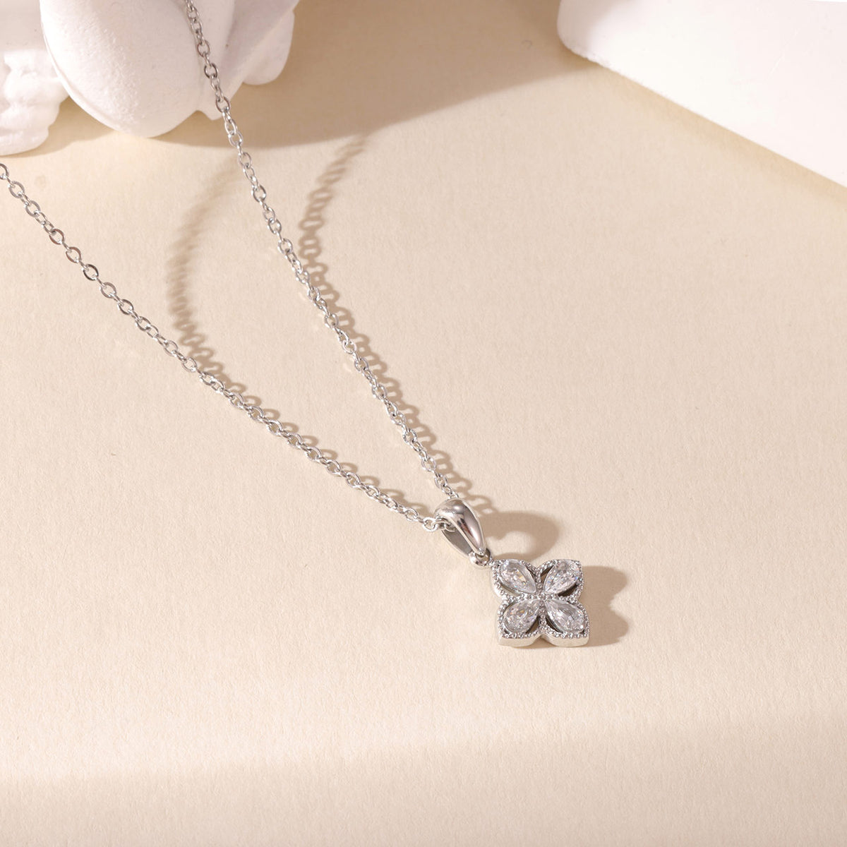 Collar Flor Trébol