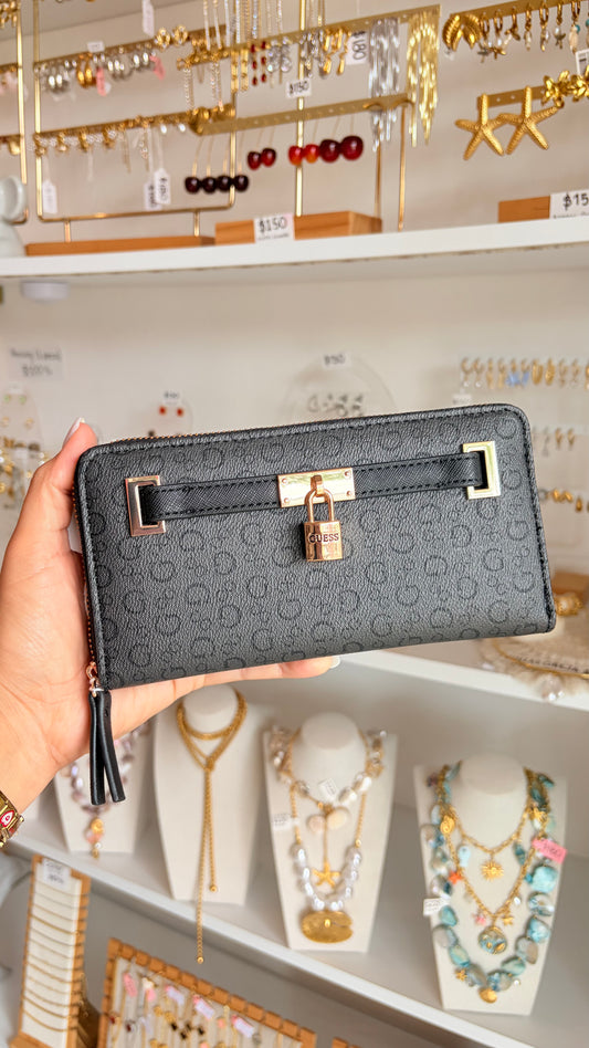 Cartera Dama Negra Guess