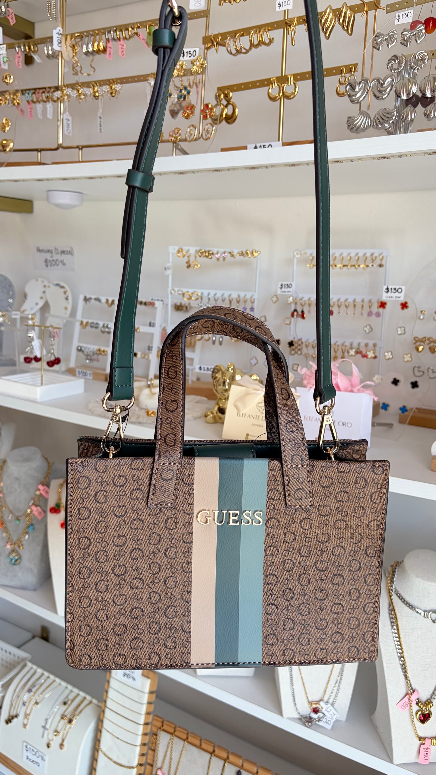 Bolsa Dama Chica Chocolate Guess