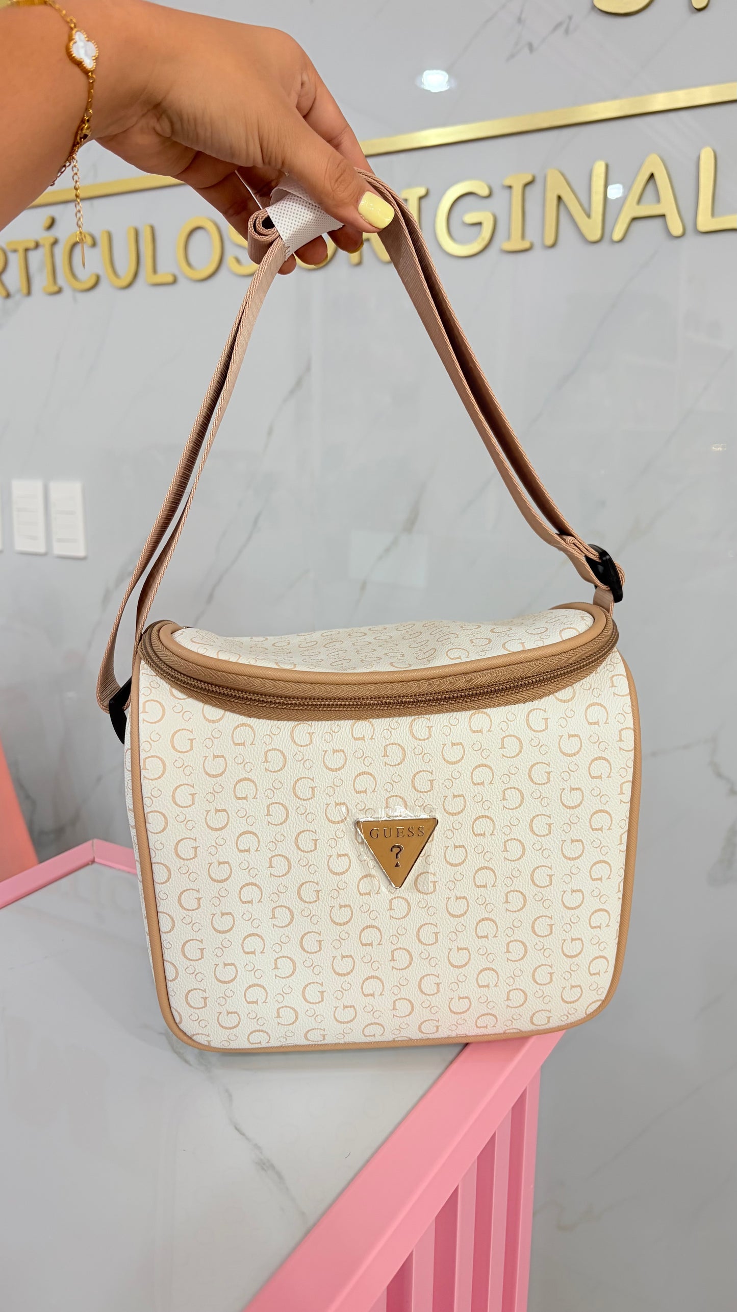 Lonchera Blanca Y Beige Guess