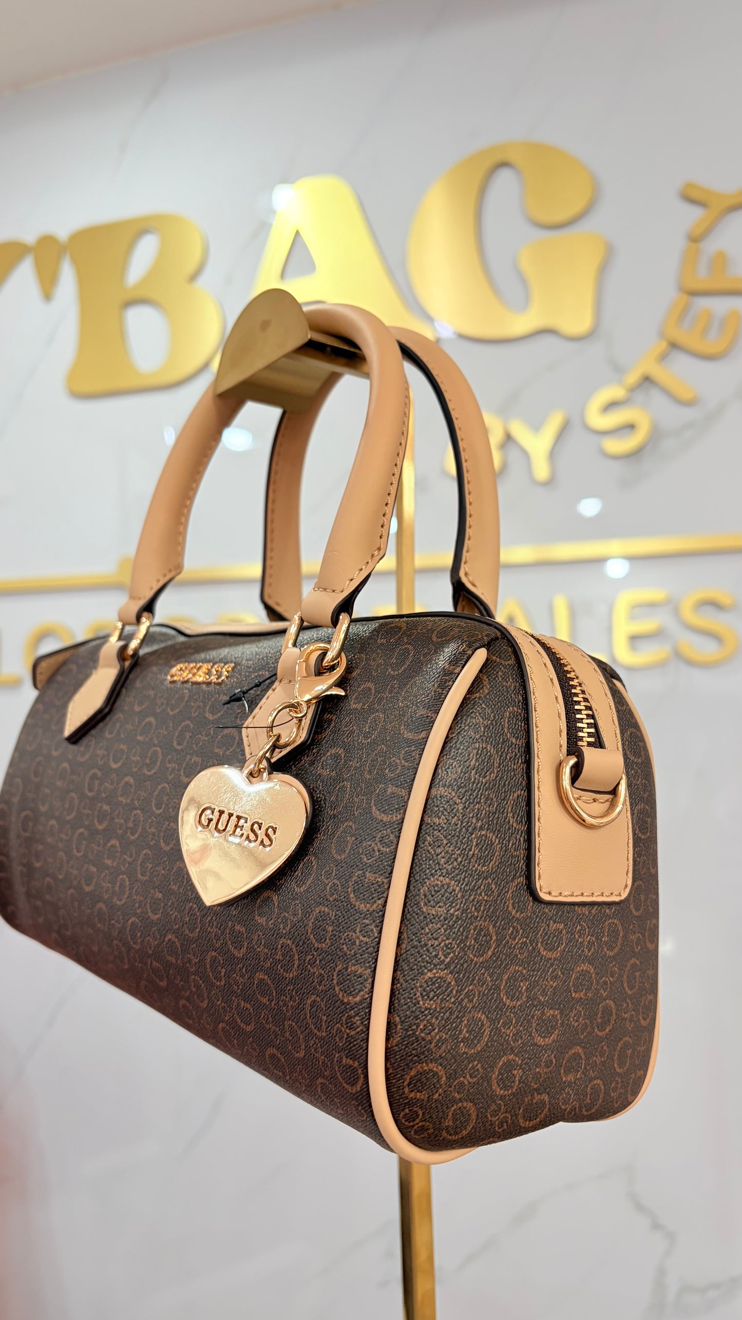 Bolsa Dama Chocolate Guess