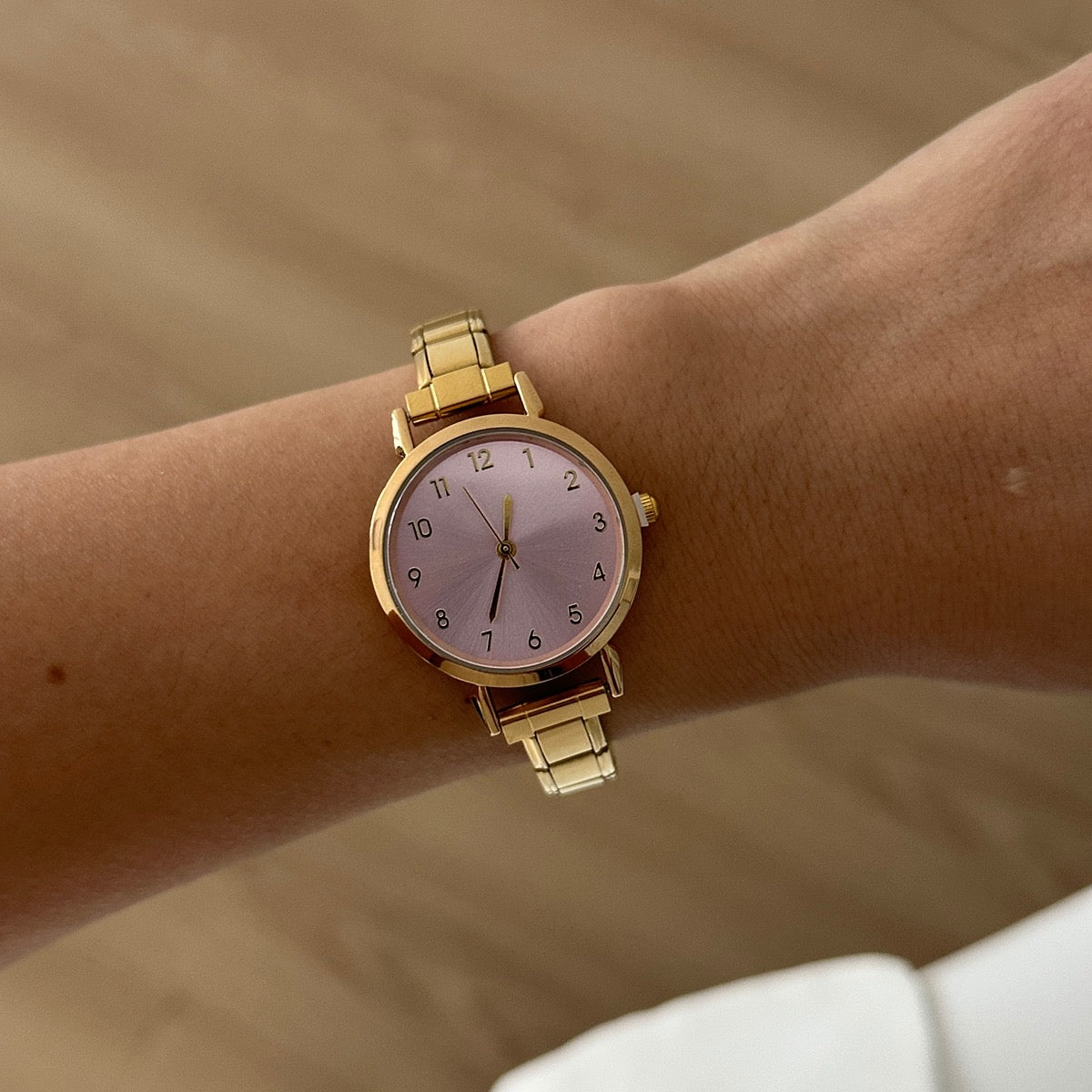 Reloj Italiano Dorado Circular Rosa