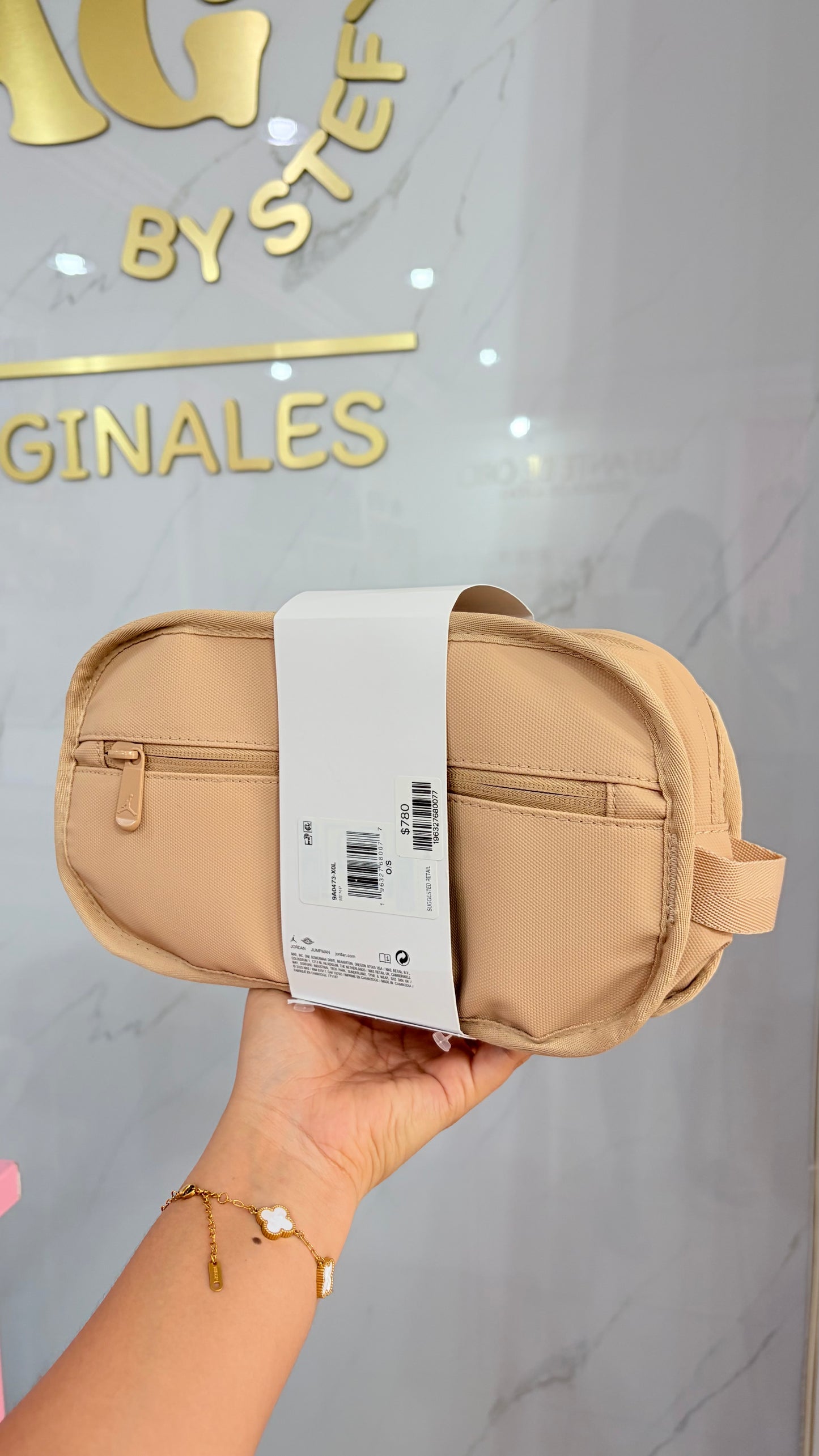 Bolso De Mano Caballero Beige Jordan