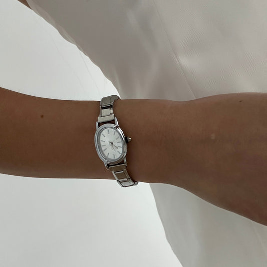 Reloj Italiano Plateado Oval Blanco