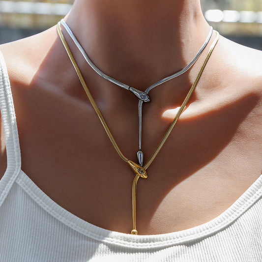 Collar Serpiente Con Piedra Blanca