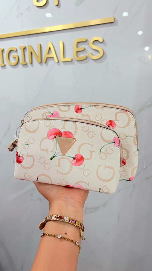 Cosmetiquera Blanca Con Cerezas🍒 Guess