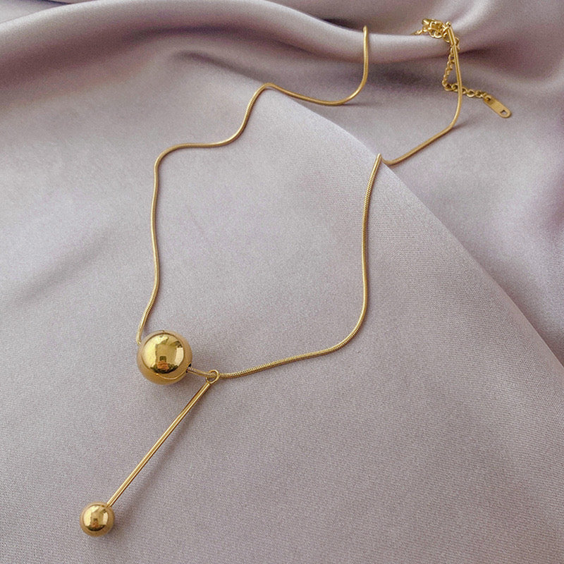 Collar Borlas Doradas