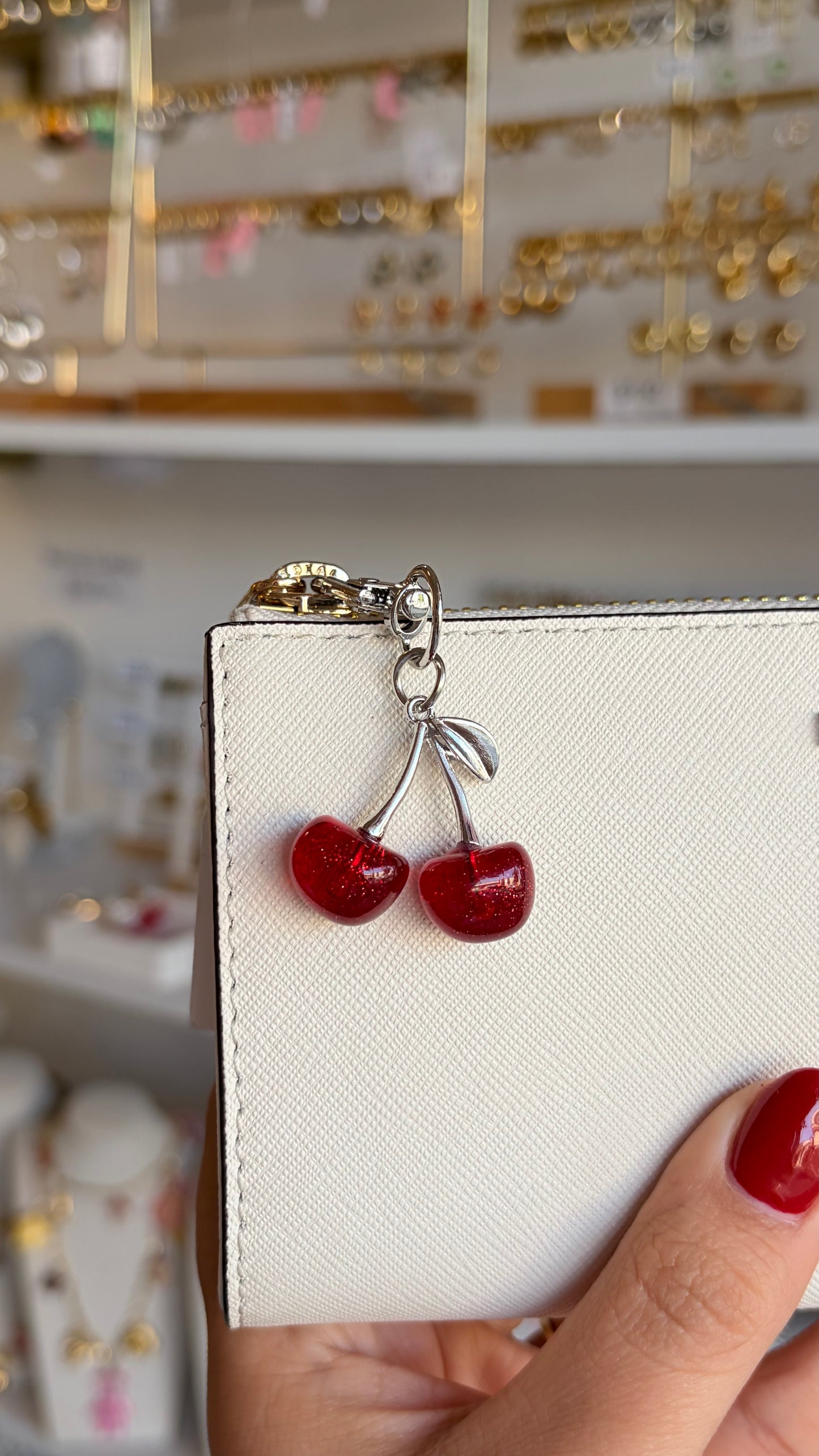 Llavero mini cerezas plateado