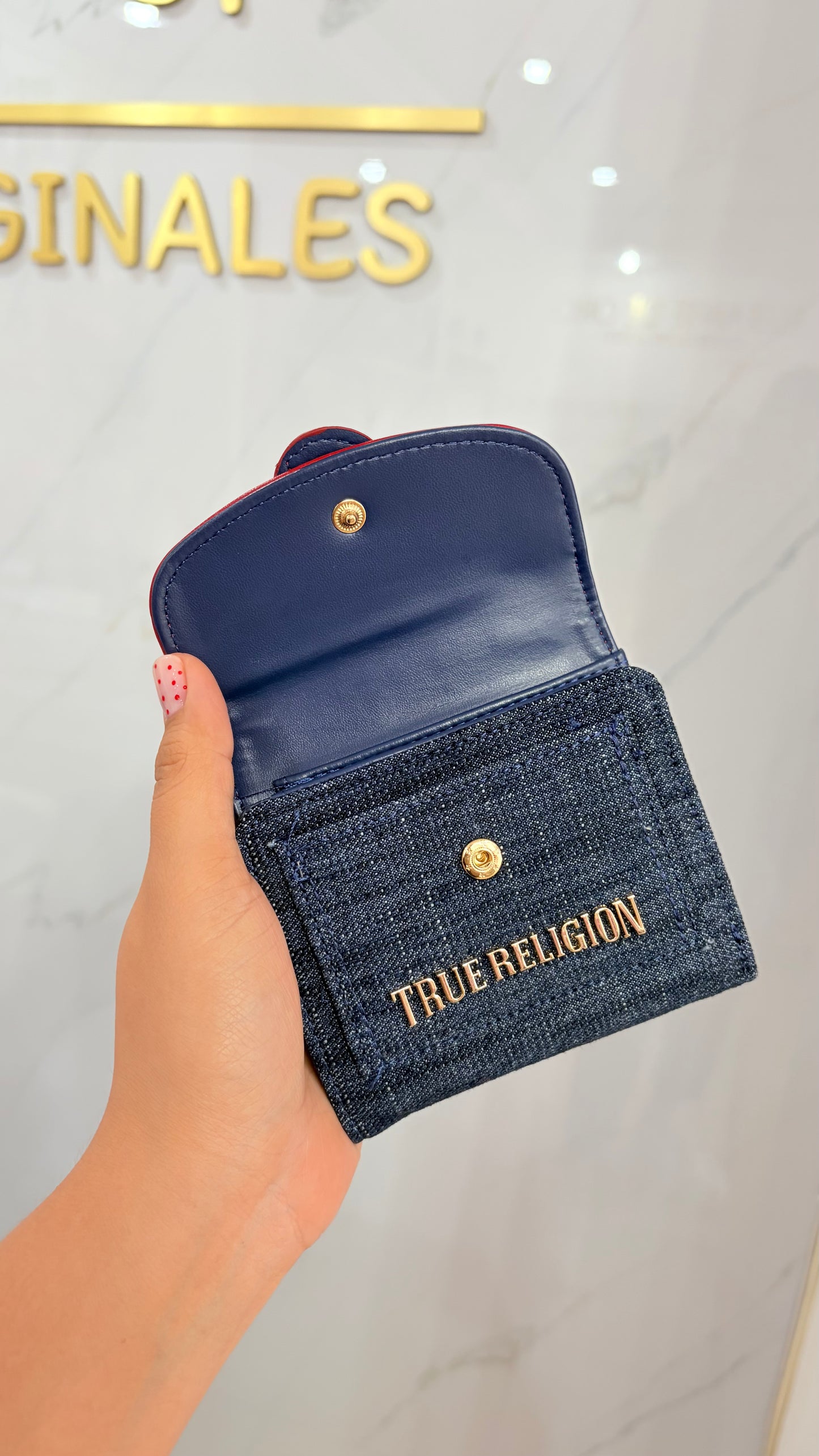 Cartera Dama Azul Y Rojo True Religion