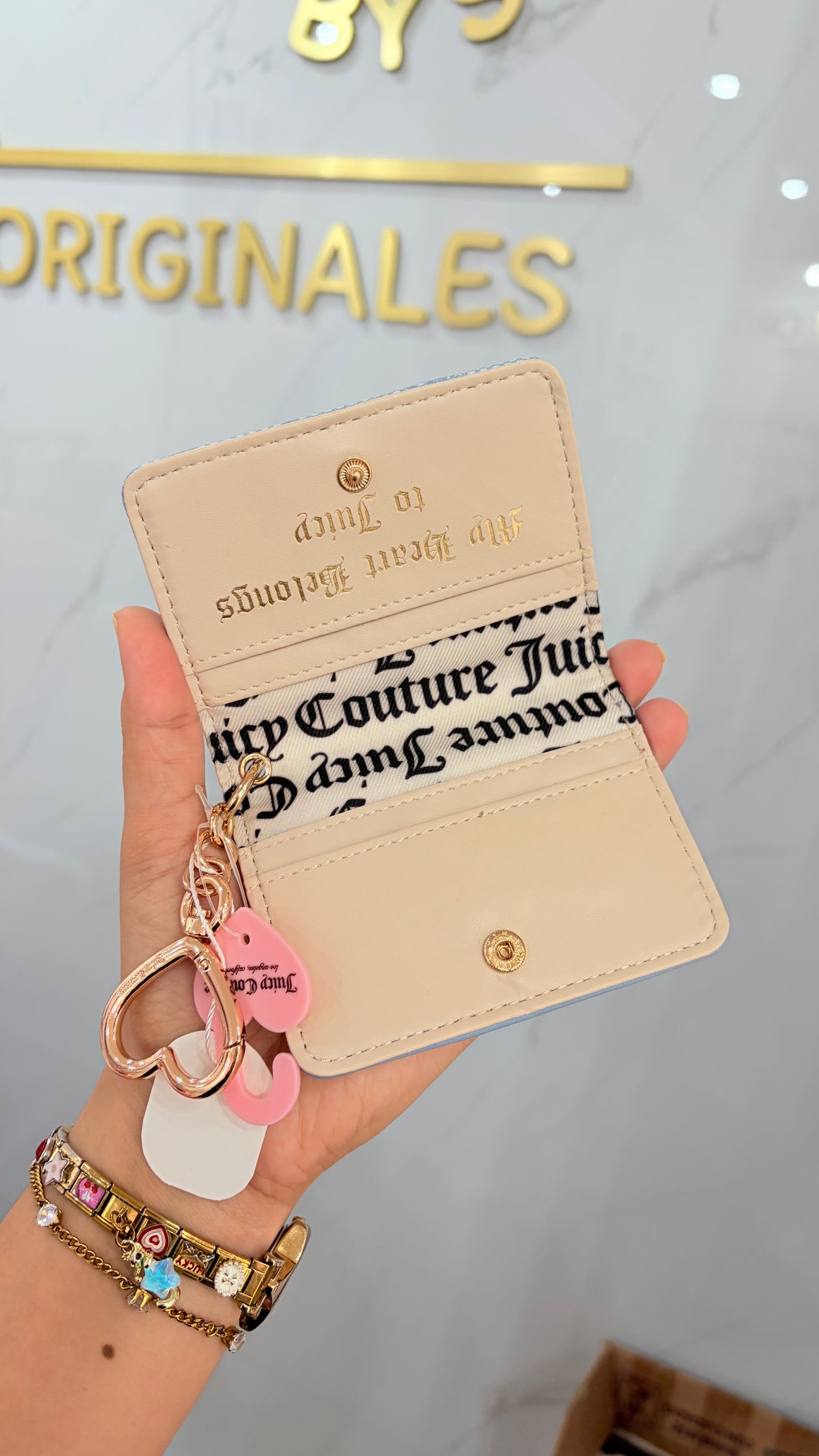 Tarjetero Dama Azul Con Fresas🍓 Juicy Couture