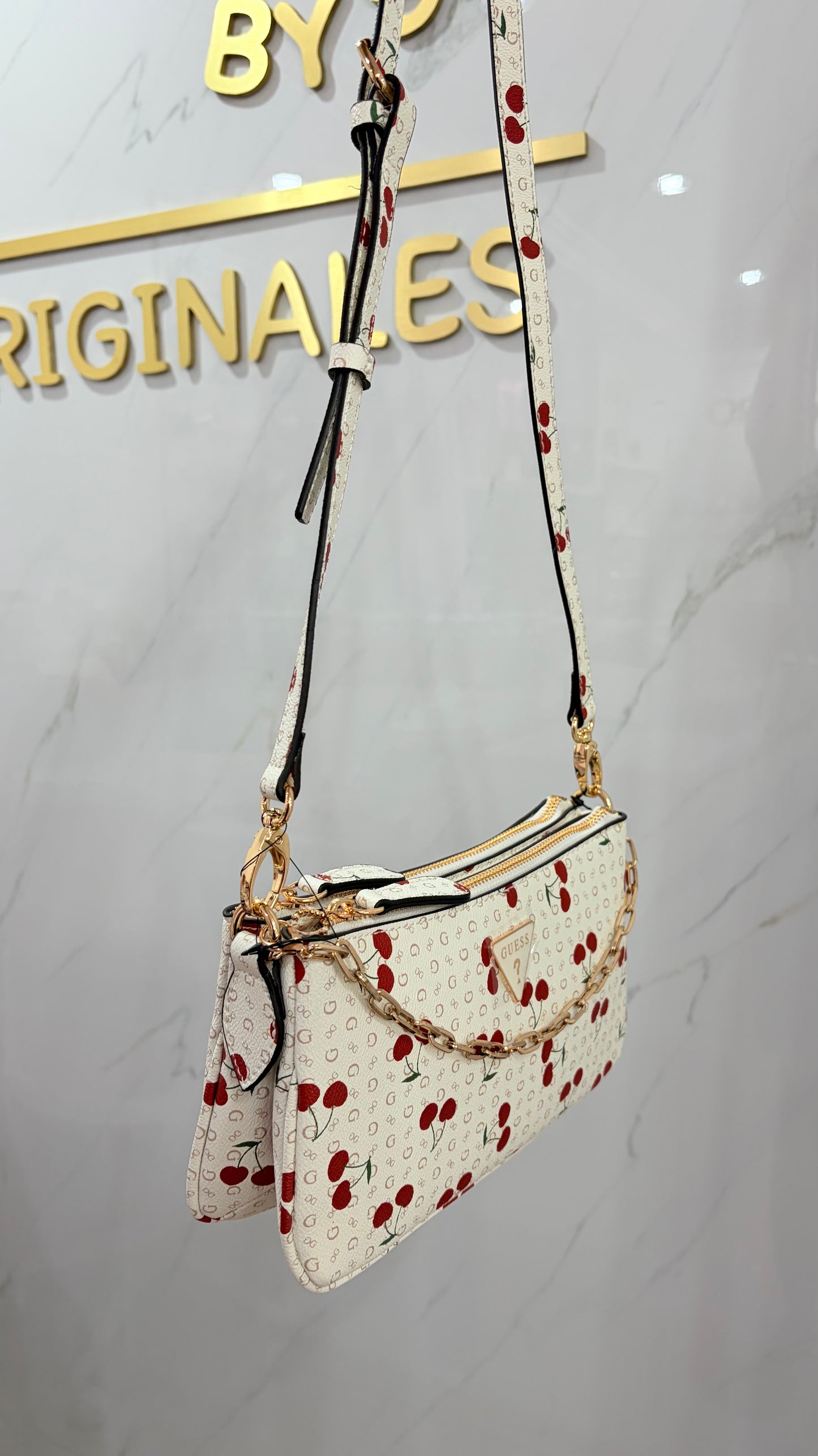 Bolsa Dama Blanco Cerezas Guess