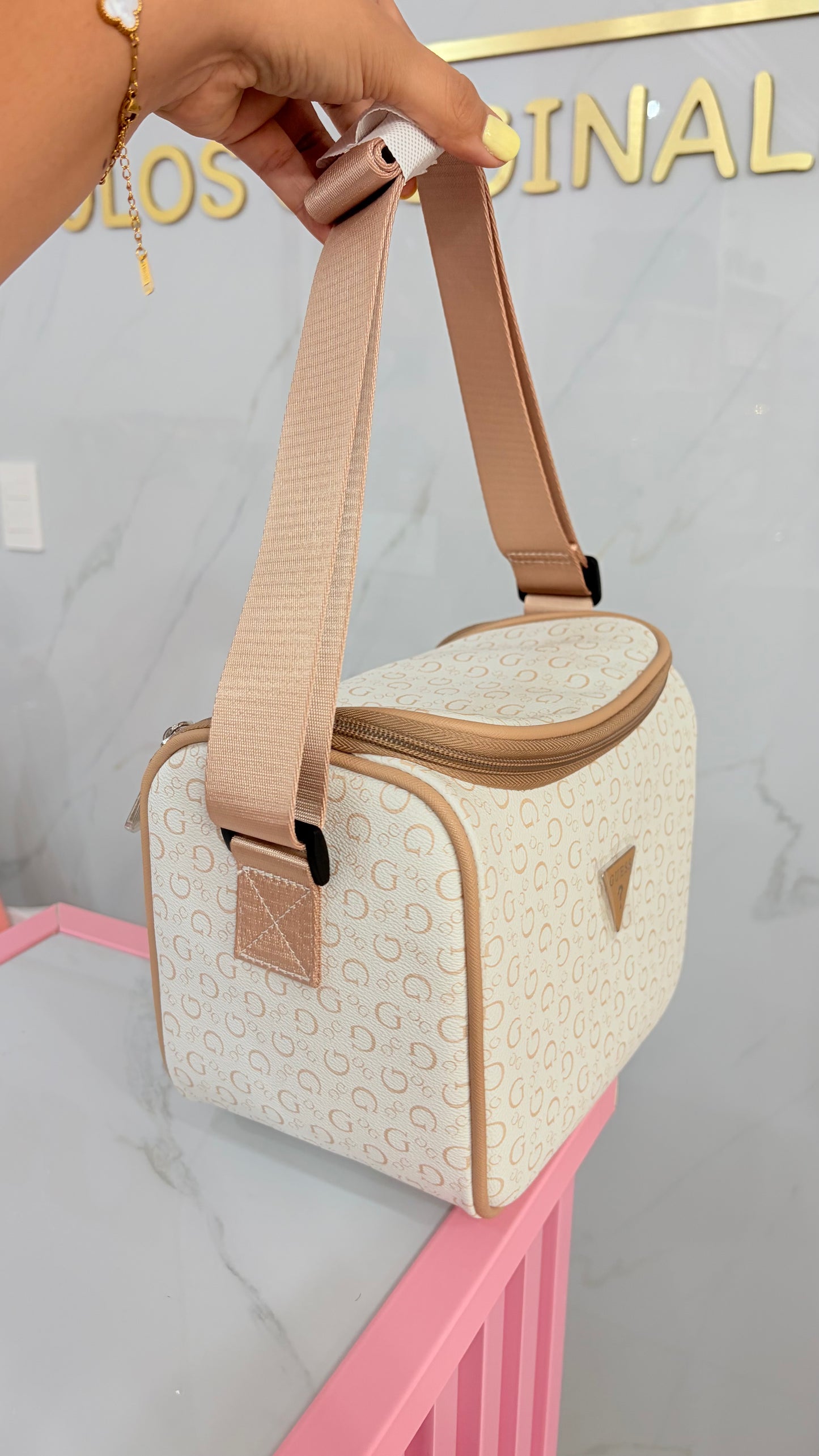 Lonchera Blanca Y Beige Guess