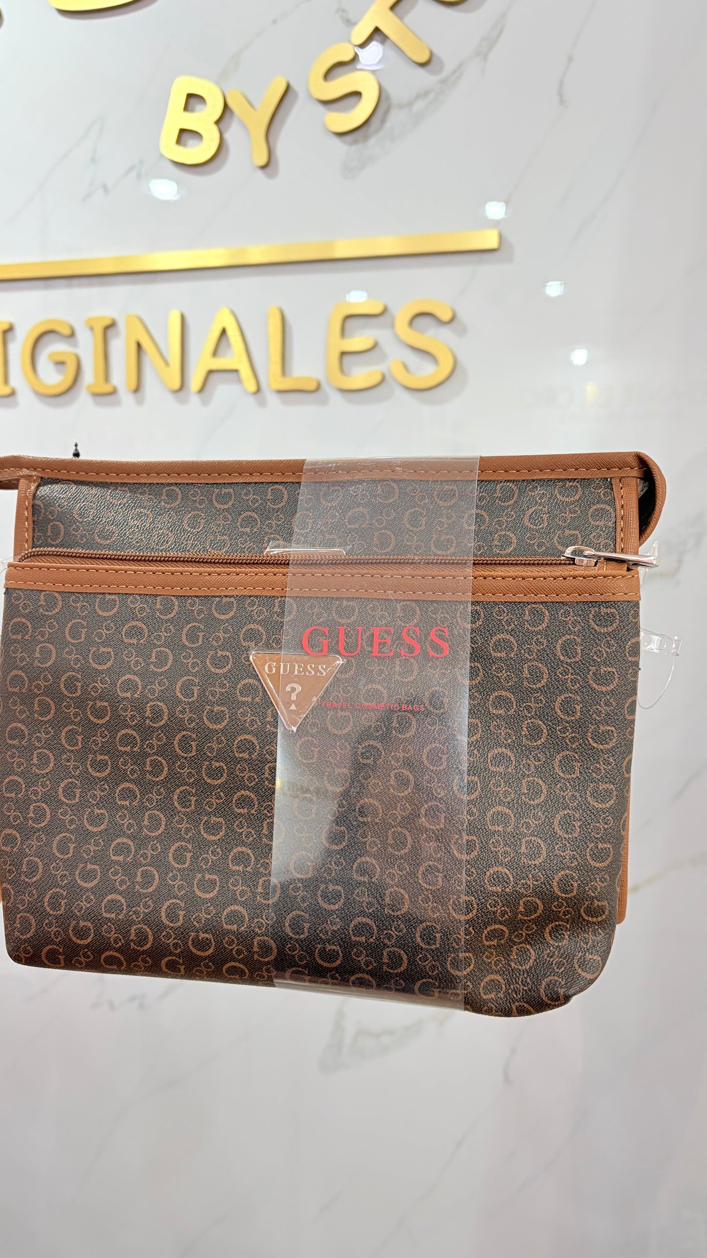 Dúo Cosmetiqueras Chocolate Guess