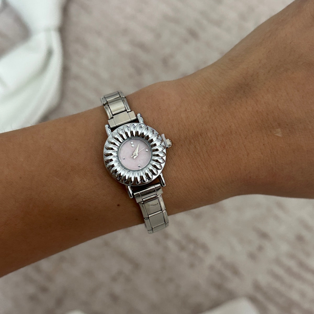Reloj Italiano Plateado Circular Rosa