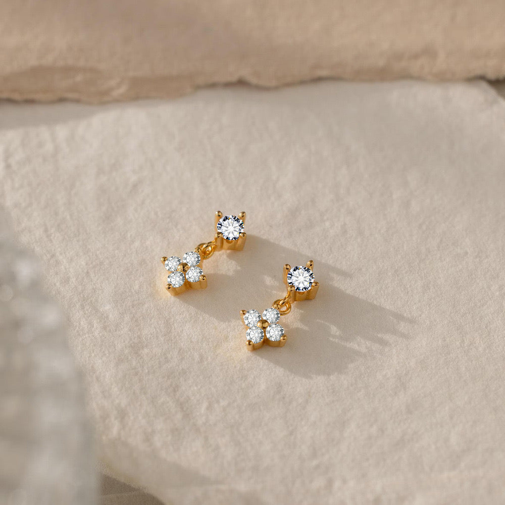 Pendientes Flor Piedras Blancas Mini