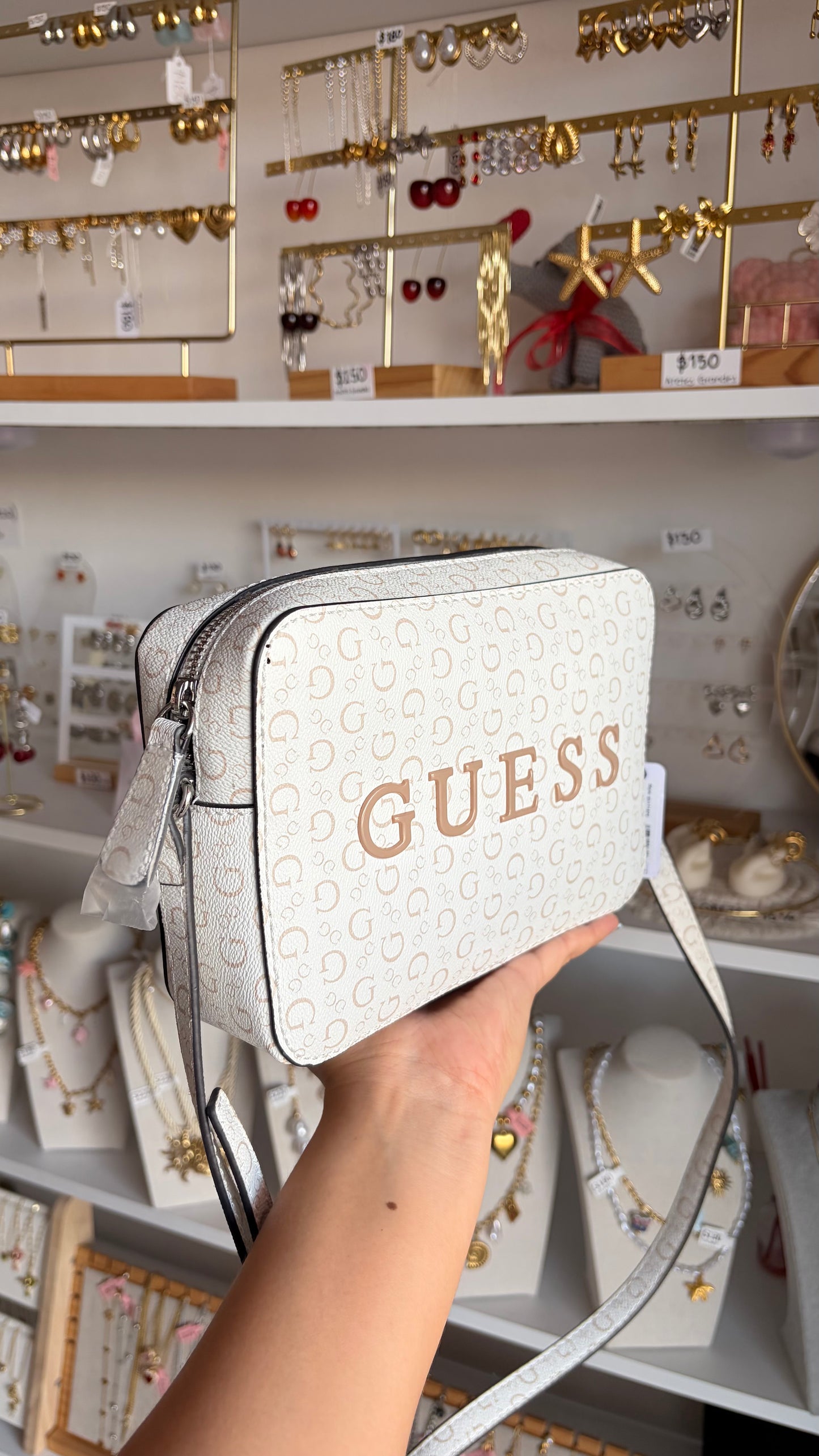 Bolsa Dama Crossbody Beige y Blanco Guess