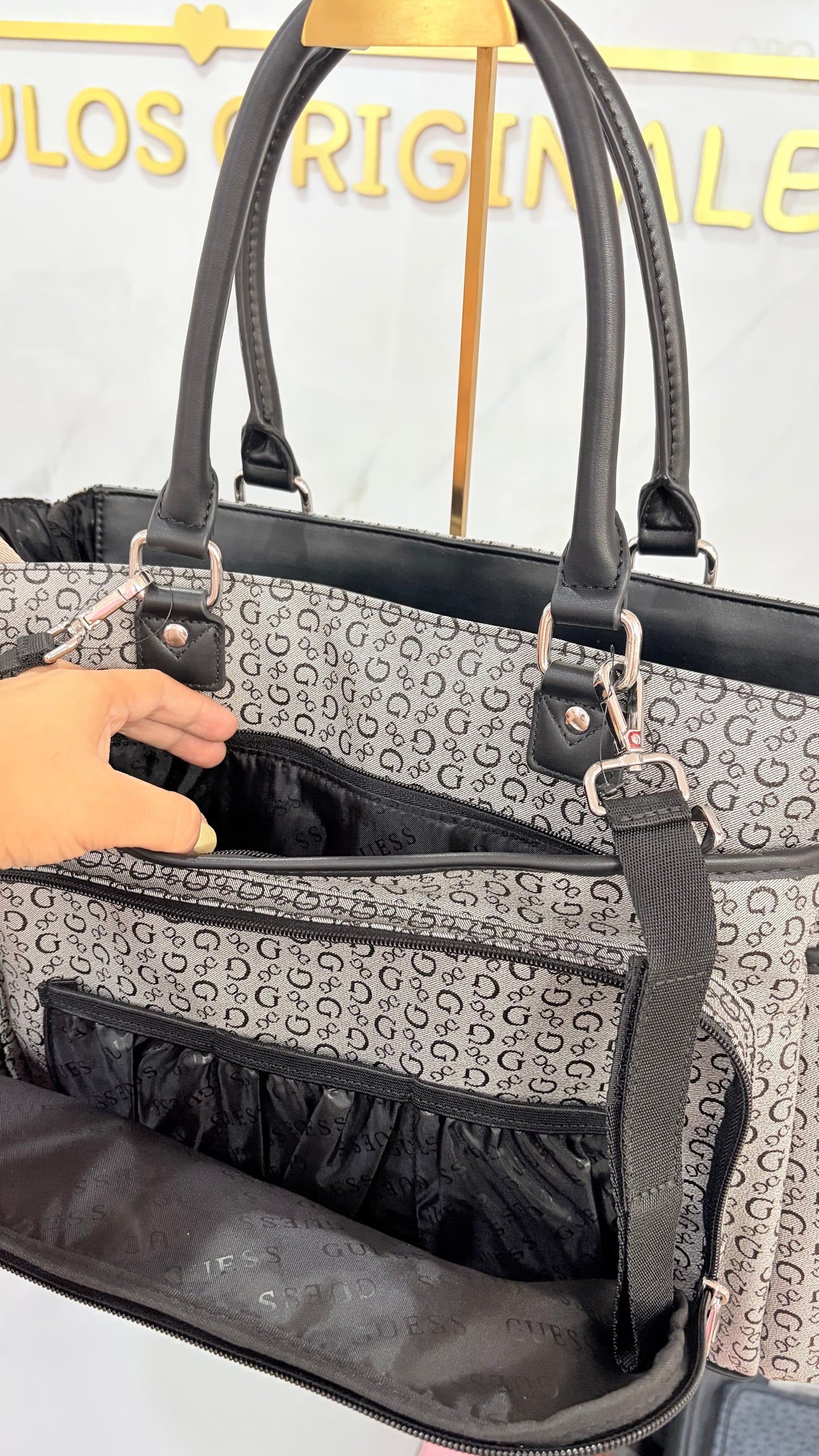 Bolsa Dama Maxi Pañalera Trabajo Guess