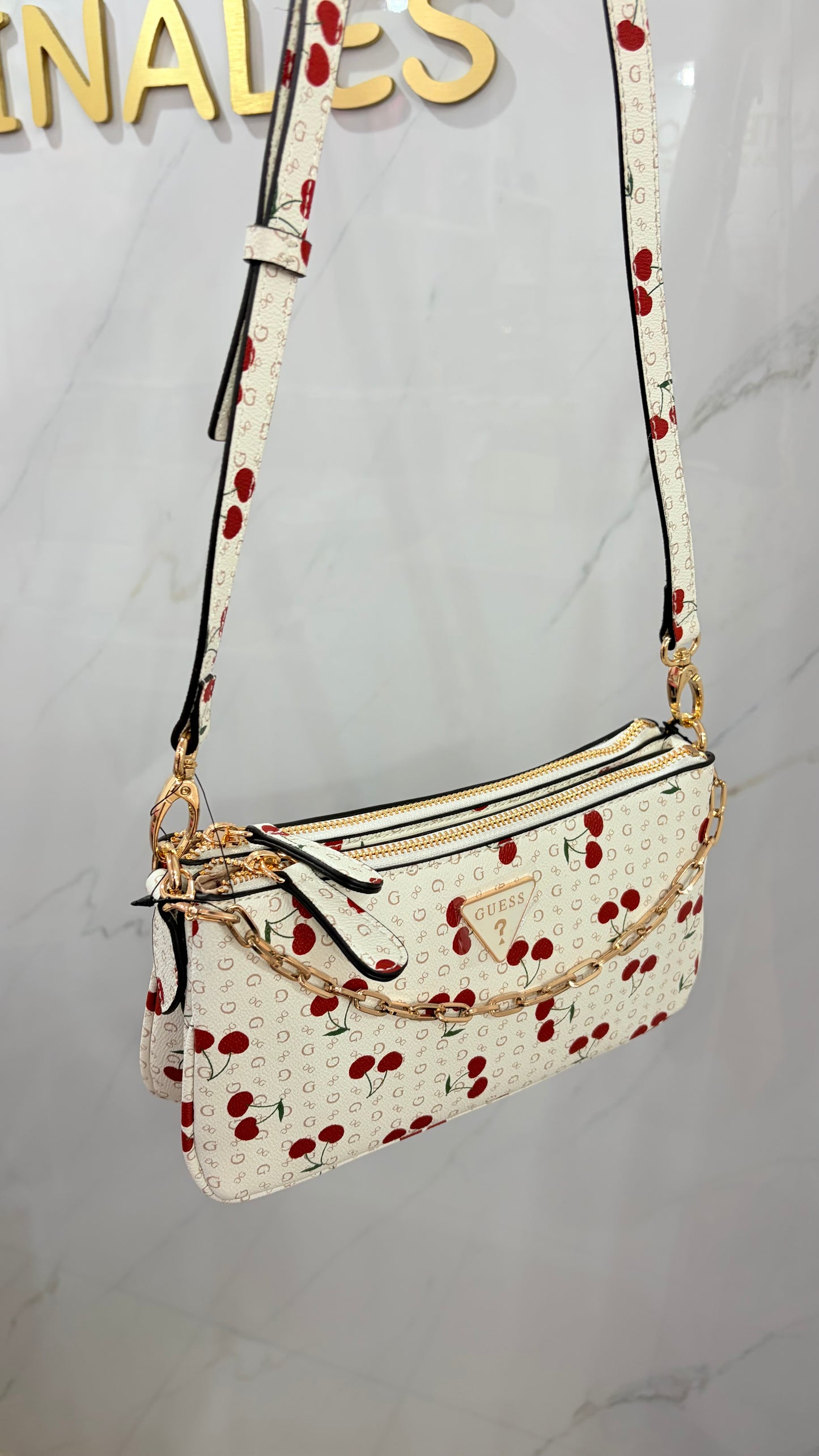 Bolsa Dama Blanco Cerezas Guess