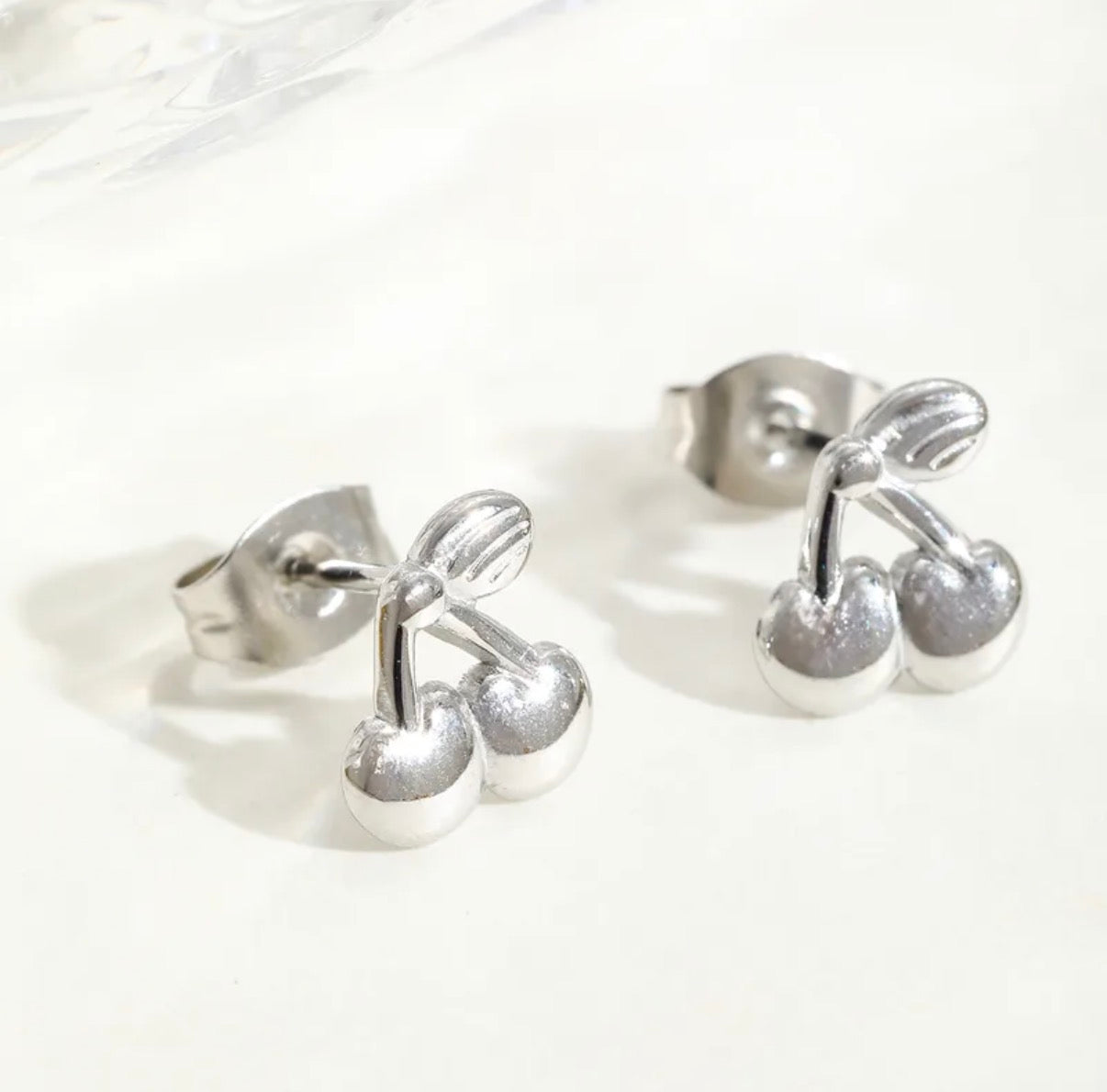 Aretes Mini Cerezas