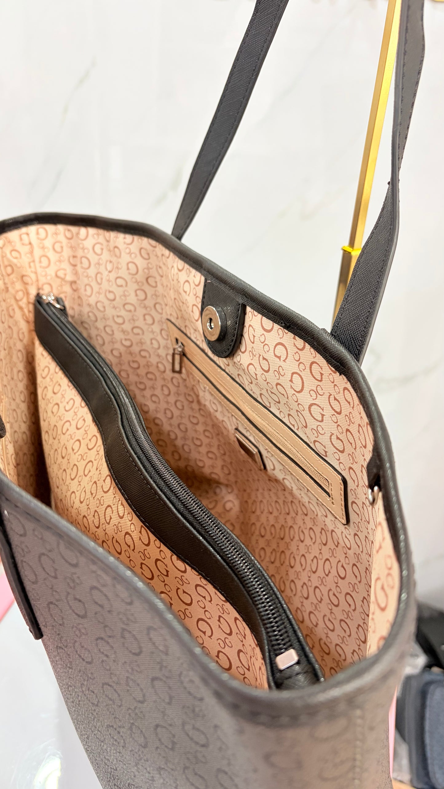 Bolsa Dama Tote Negra Guess