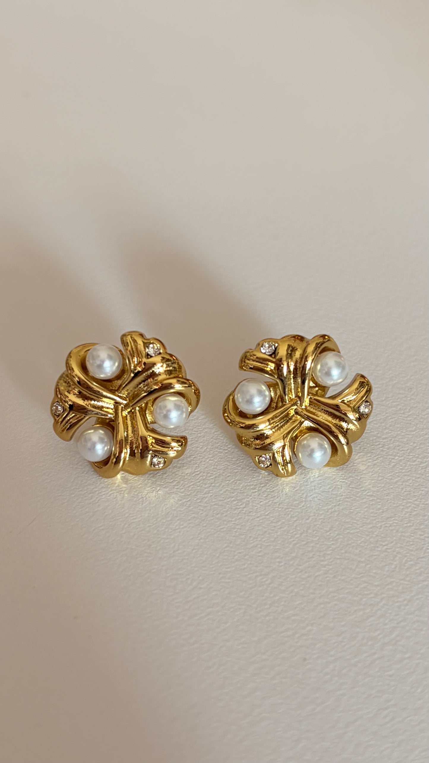Aretes Trenzado Y Perlas