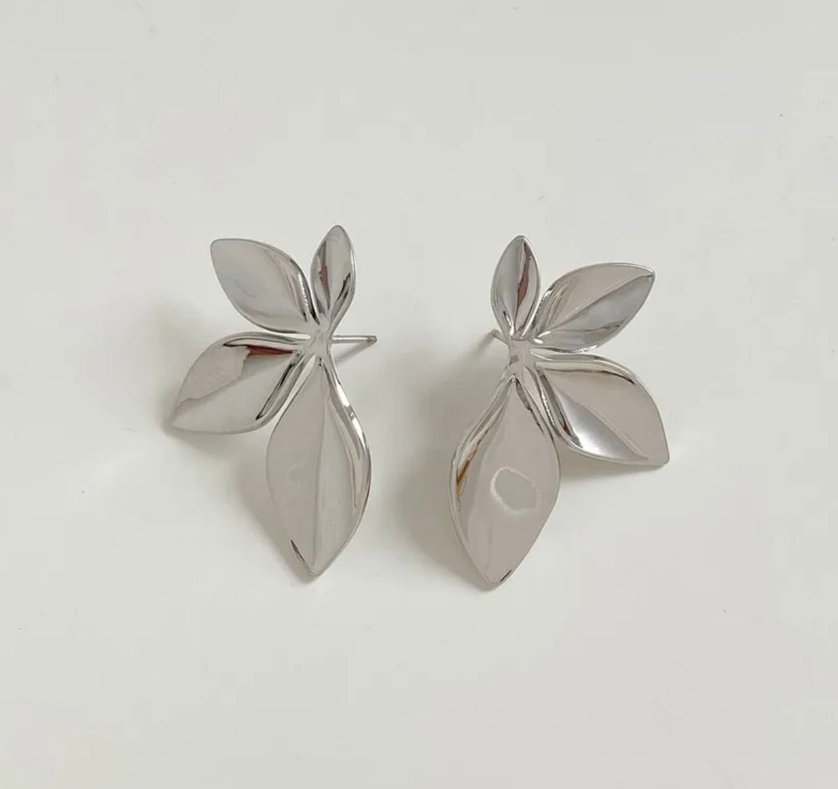 Aretes Allison Dorados