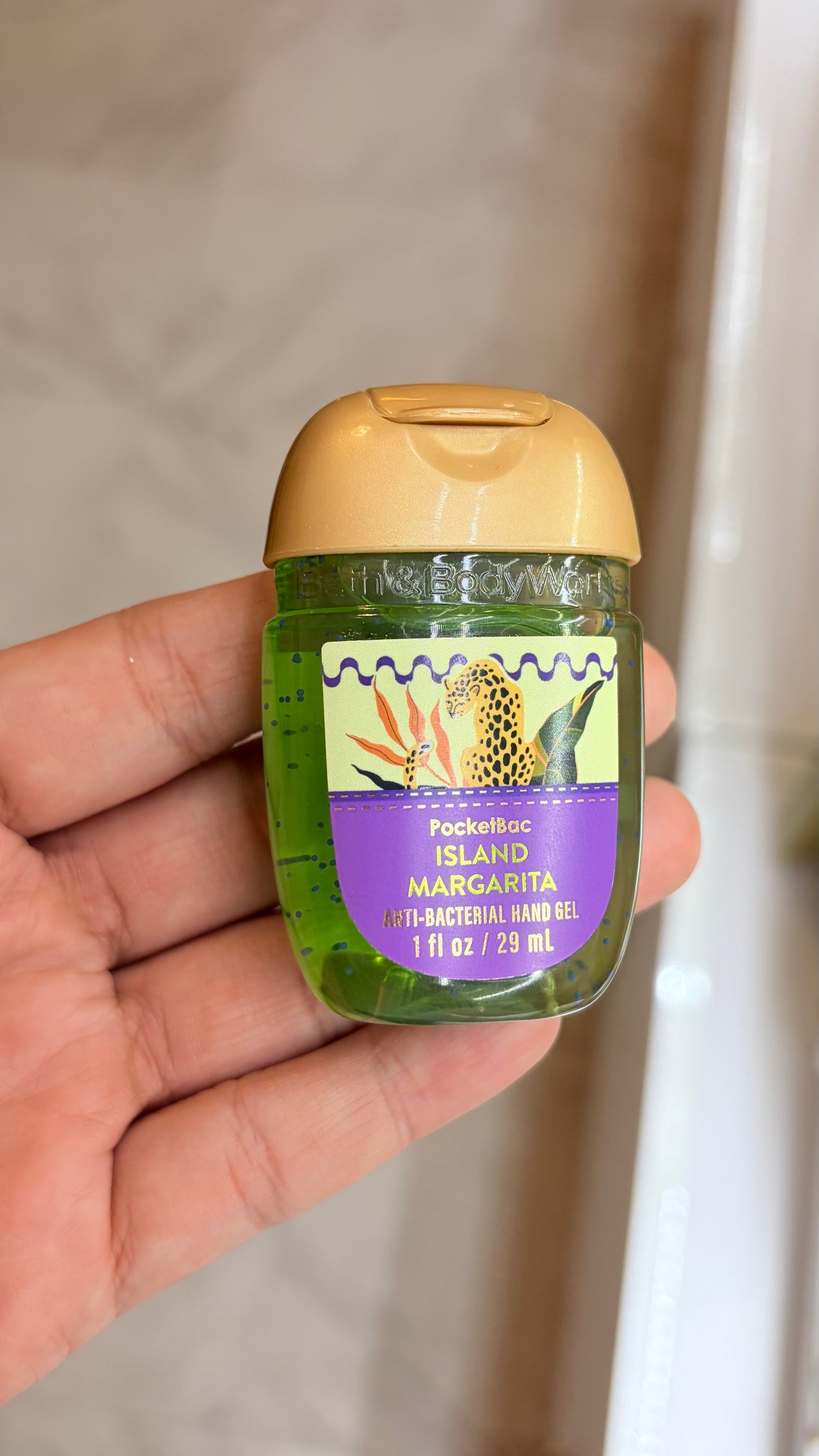Gel Antibacterial Island Margarita B&BW